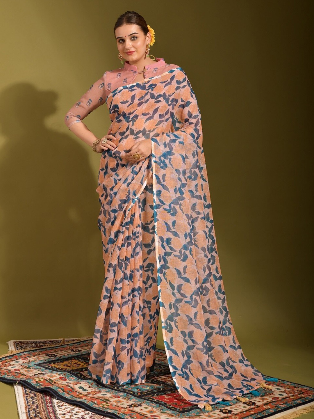 

Mitera Pink & Blue Floral Pure Linen Banarasi Saree