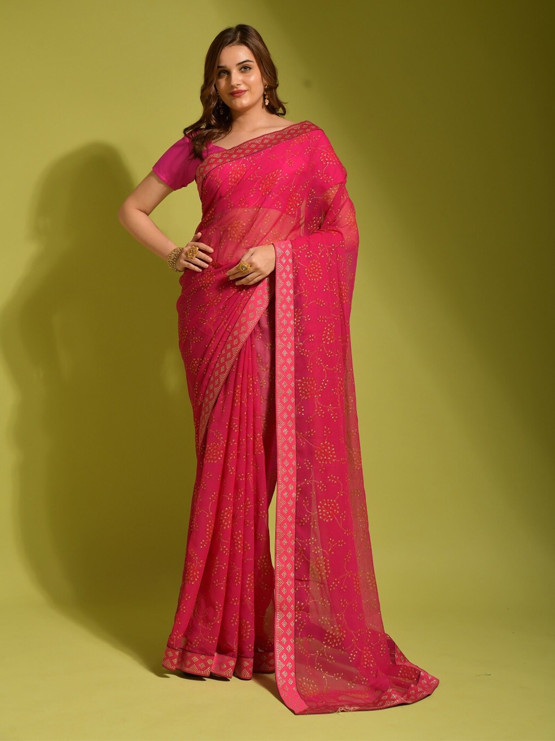

Mitera Red & Gold-Toned Floral Pure Chiffon Banarasi Saree