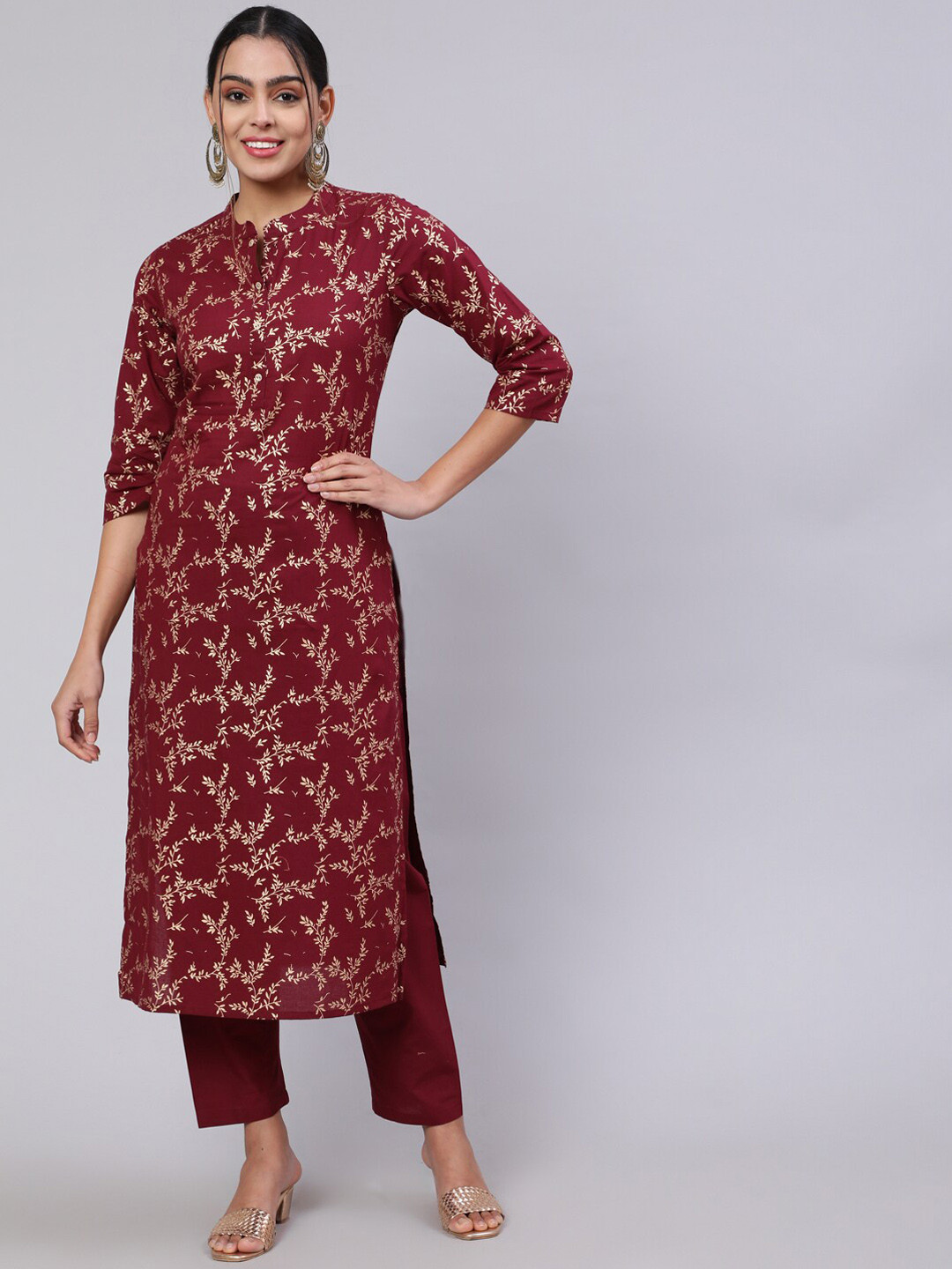 

Nayo Floral Printed Pure Cotton Kurta with Trousers, Burgundy