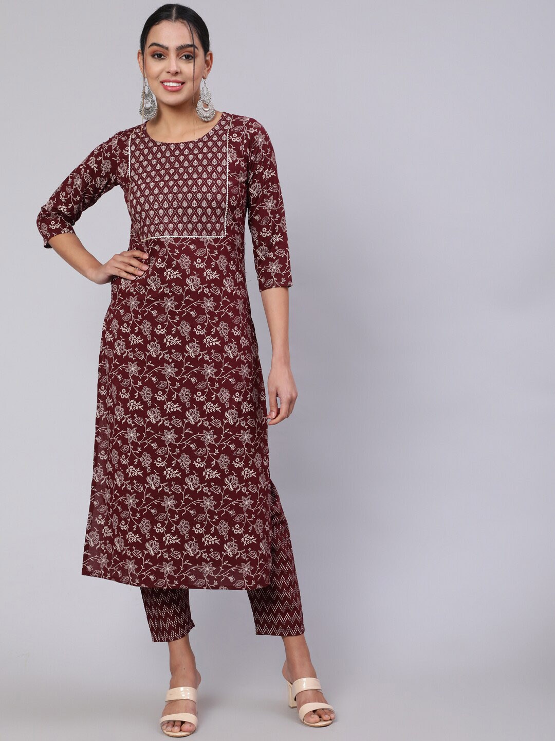 

Nayo Ethnic Motifs Printed Gotta Patti Pure Cotton Kurta with Trousers, Burgundy