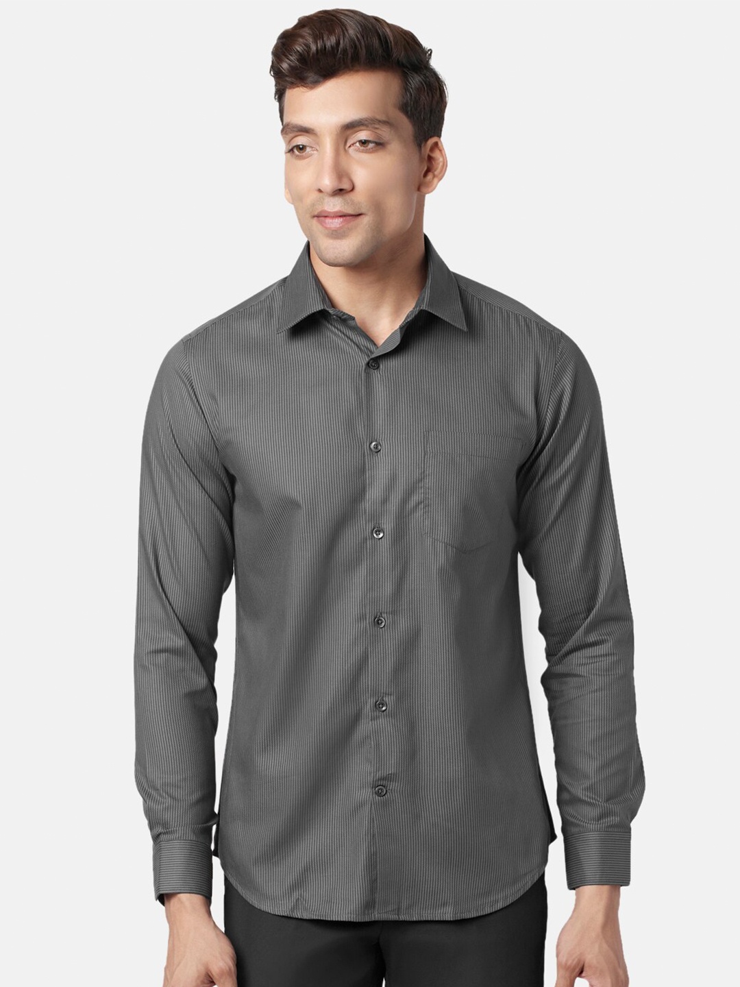 

BYFORD by Pantaloons Men Slim Fit Striped Cotton Formal Shirt, Charcoal