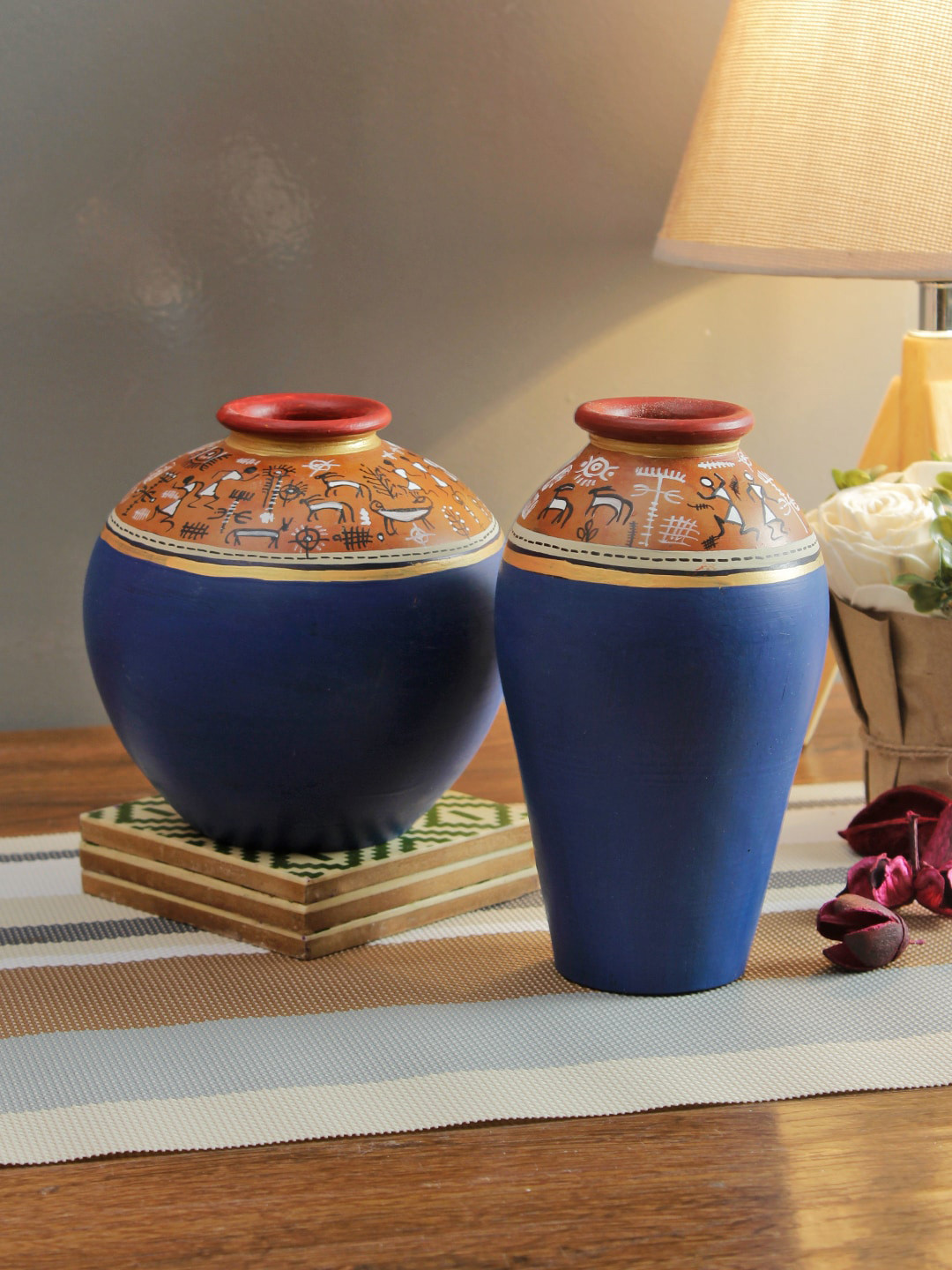 

Aapno Rajasthan Blue and Brown 2 Pcs Warli Print Terracotta Flower Vases