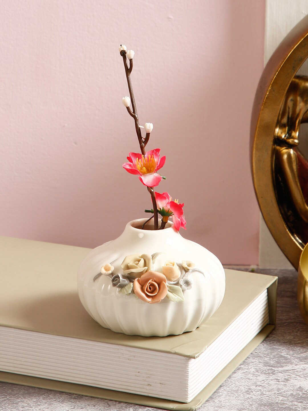 

TAYHAA White & Peach Floral Textured Ceramic Flower Vase