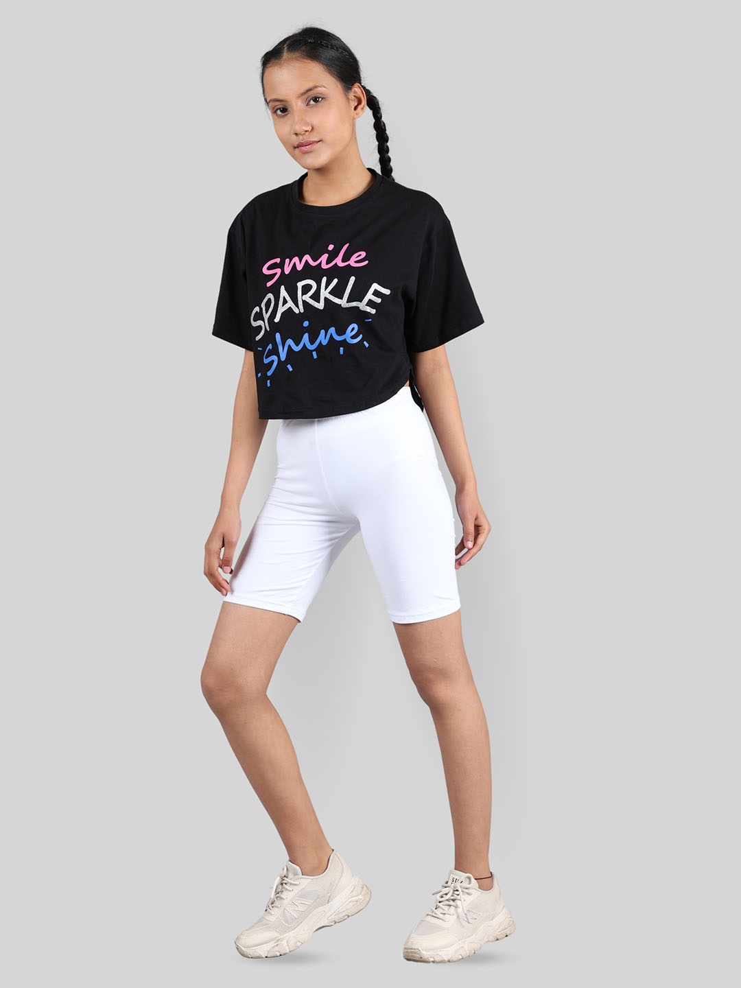 

DChica Girls Printed Cotton T-shirt with Shorts, Black