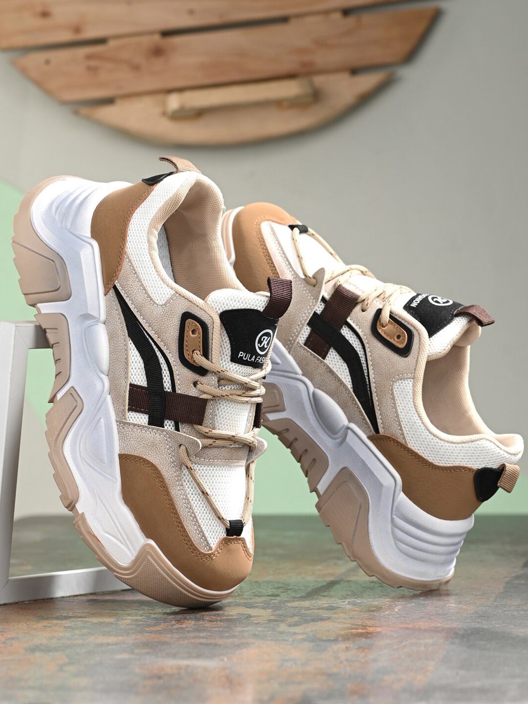 

The Roadster Co. Women Non-Marking Walking Shoes, White