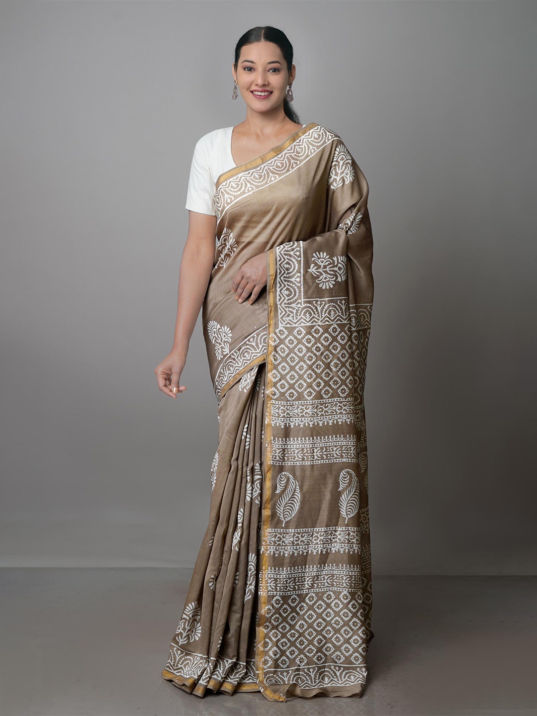 

Unnati Silks Geometric Zari Chanderi Saree, Brown