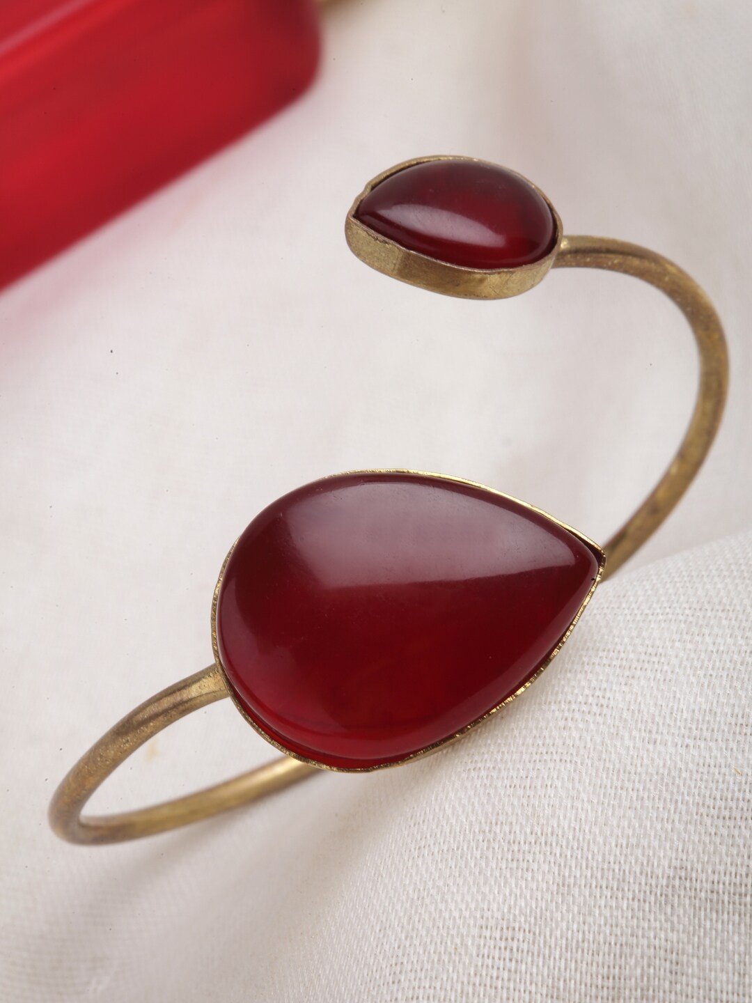 

PANASH Gold-Plated Stone-Studded Handcrafted Bangle Style Bracelet
