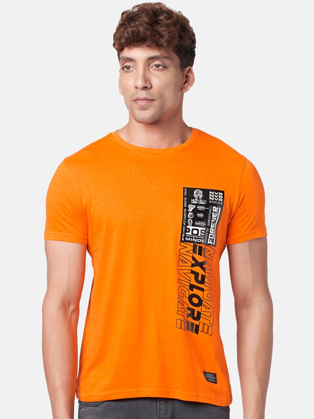 

People Men Typography Slim Fit Pure Cotton T-shirt, Orange