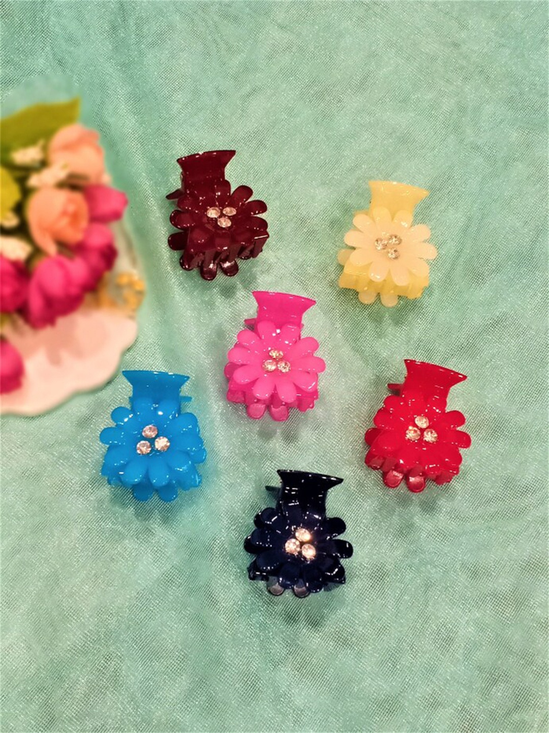 

FEMMIBELLA Women Red & Pink Set of 6 Claw Clip
