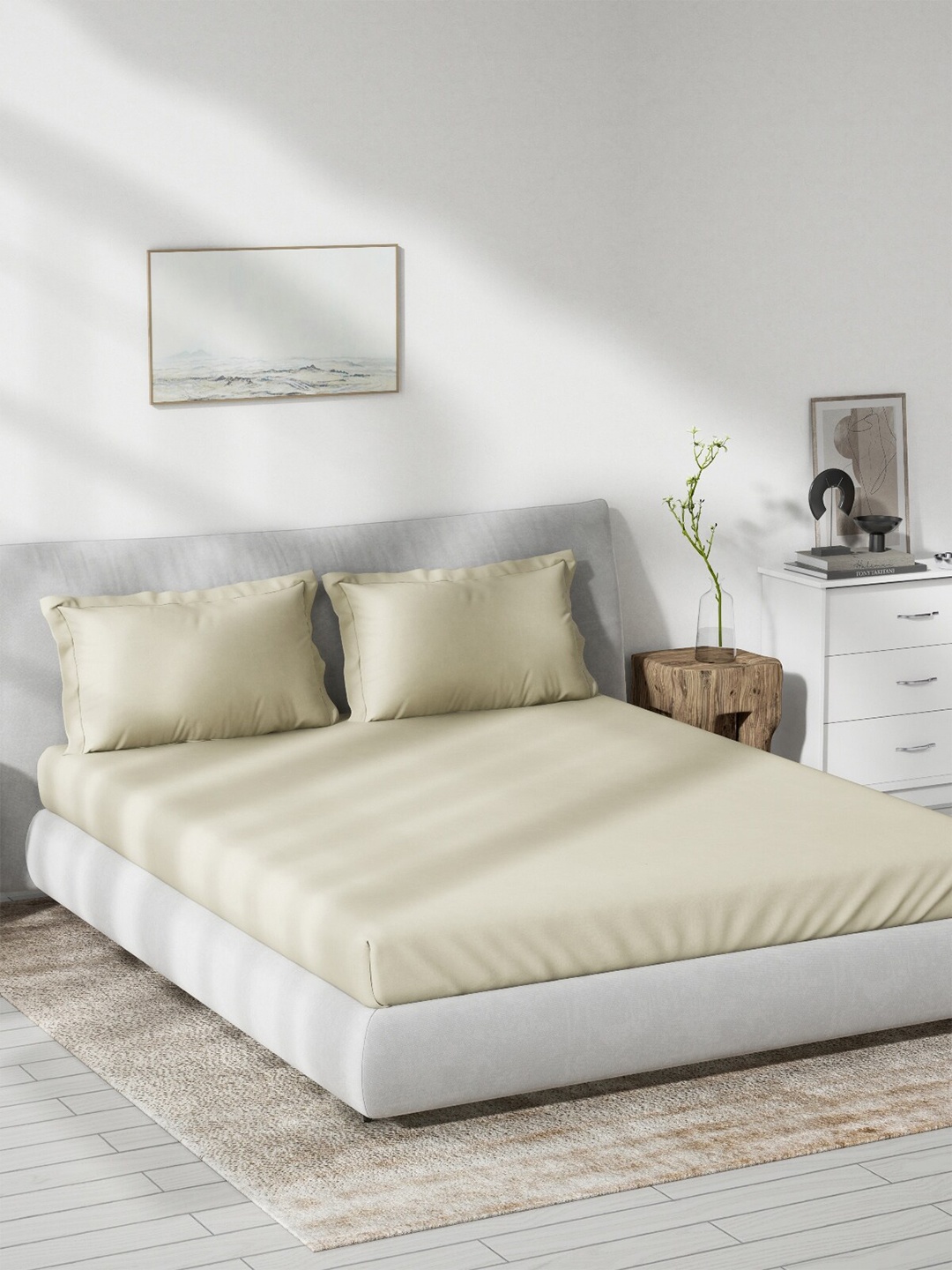 

DDecor Live Beautiful Beige 180 TC Flat King Cotton Bedsheet with 2 Pillow Covers
