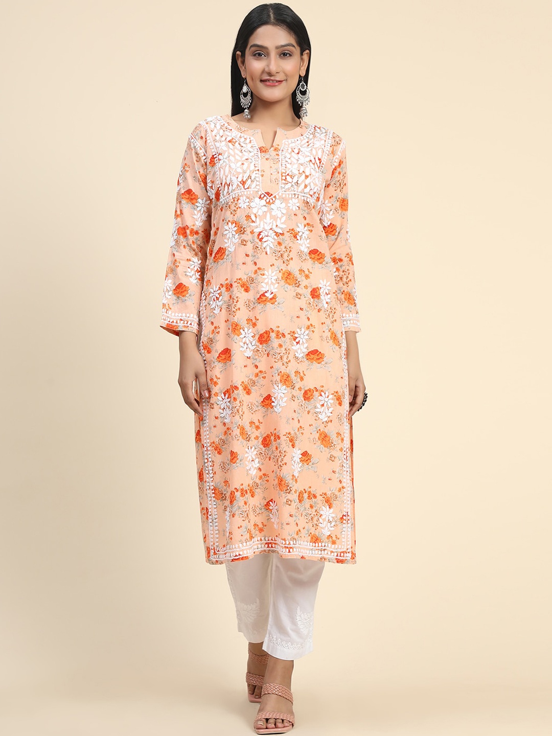

HOUSE OF KARI Women Floral Printed Thread Work Cotton Kurta, Peach