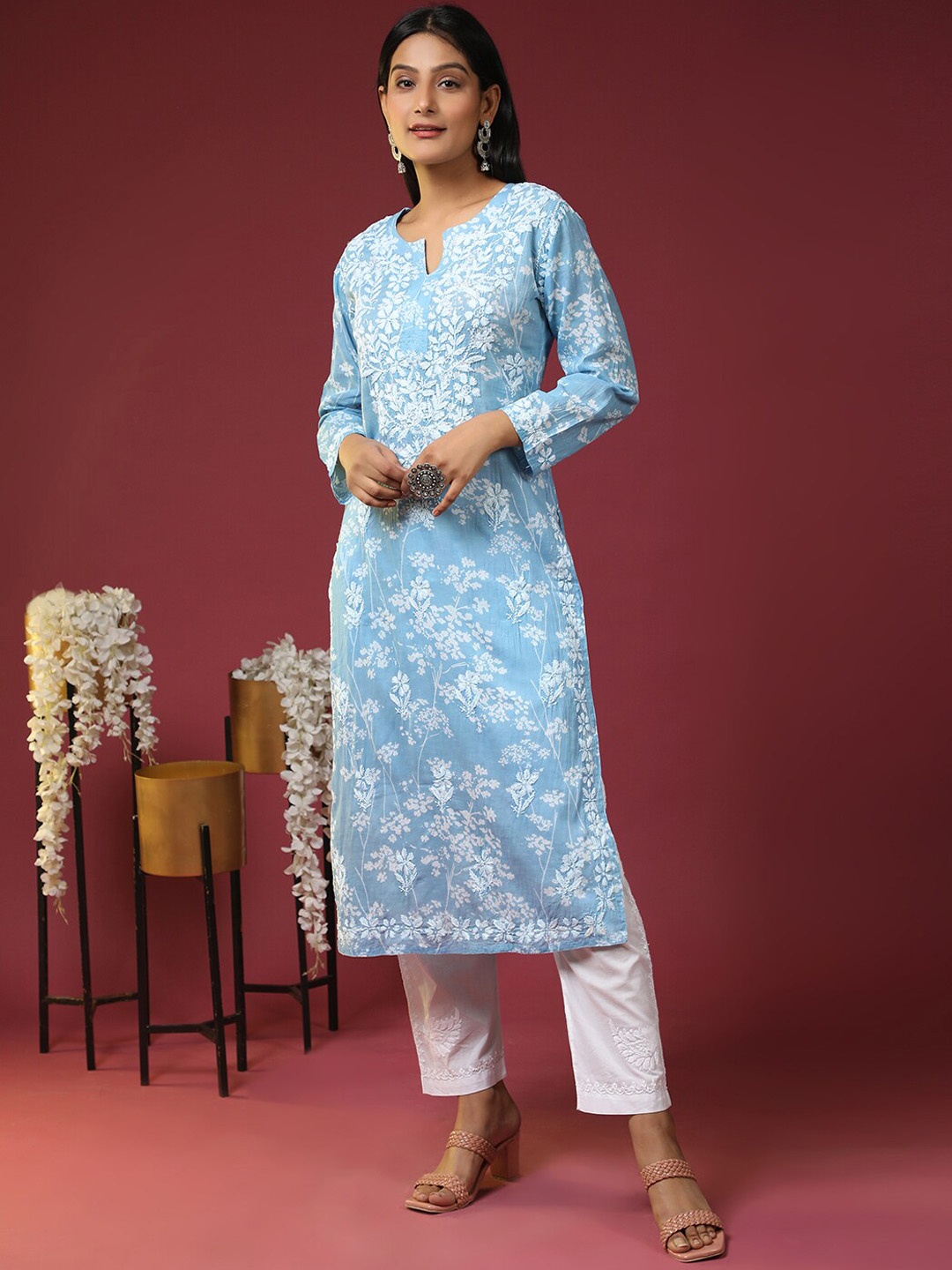 

HOUSE OF KARI Women Floral Printed Thread Work Kurta, Blue