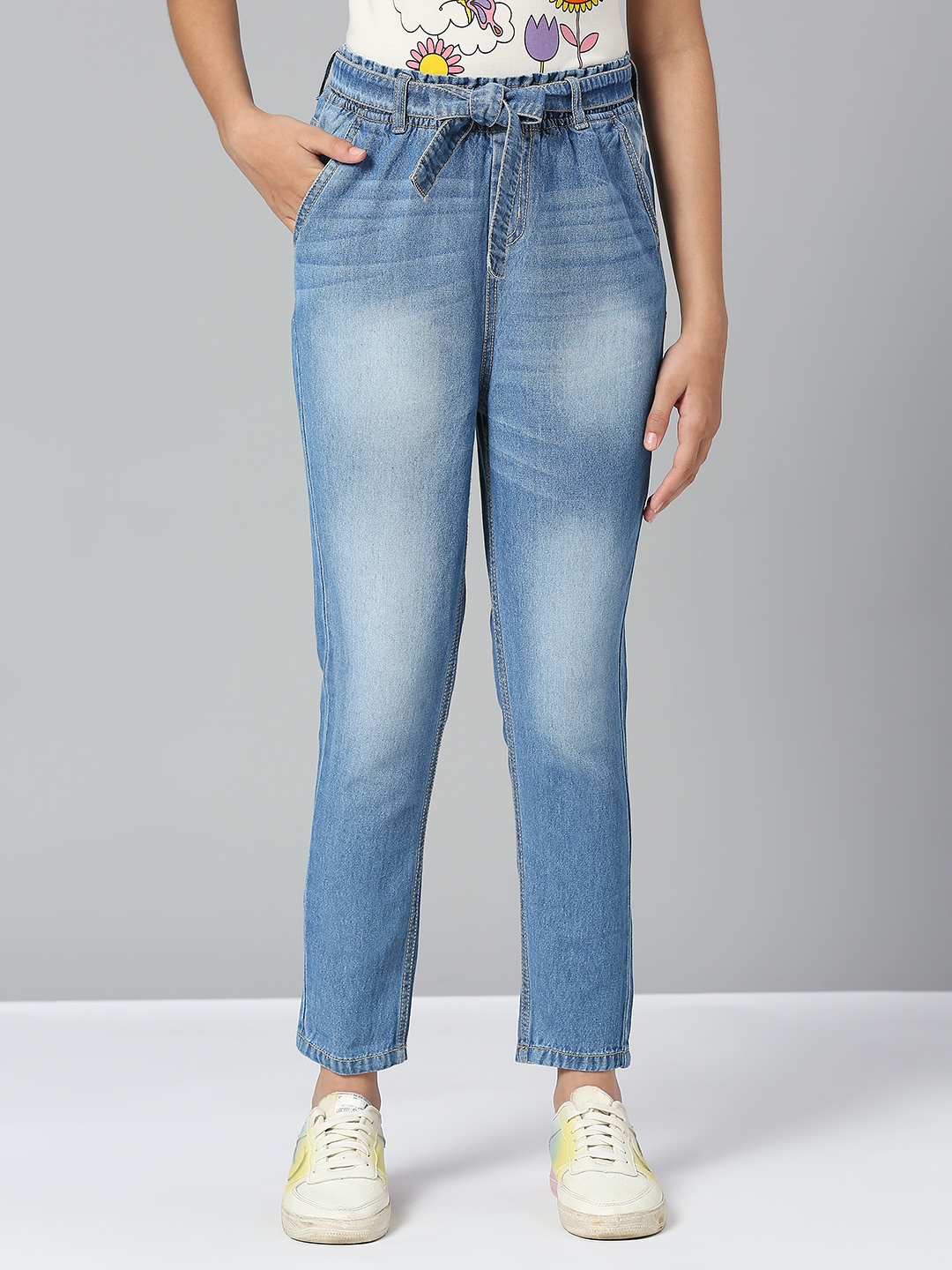 

JUSTICE Girls Relaxed Fit Light Fade Stretchable Jeans, Blue