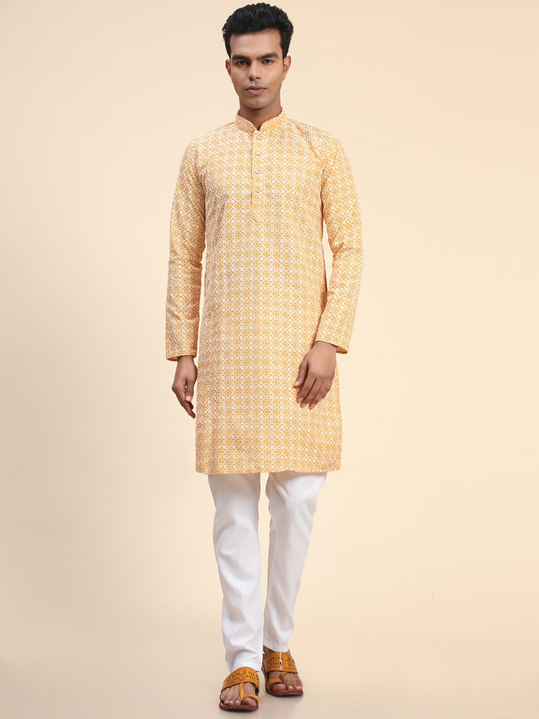 

Ekta Textiles Men Ethnic Motifs Embroidered Pure Cotton Kurta with Pyjamas, Yellow