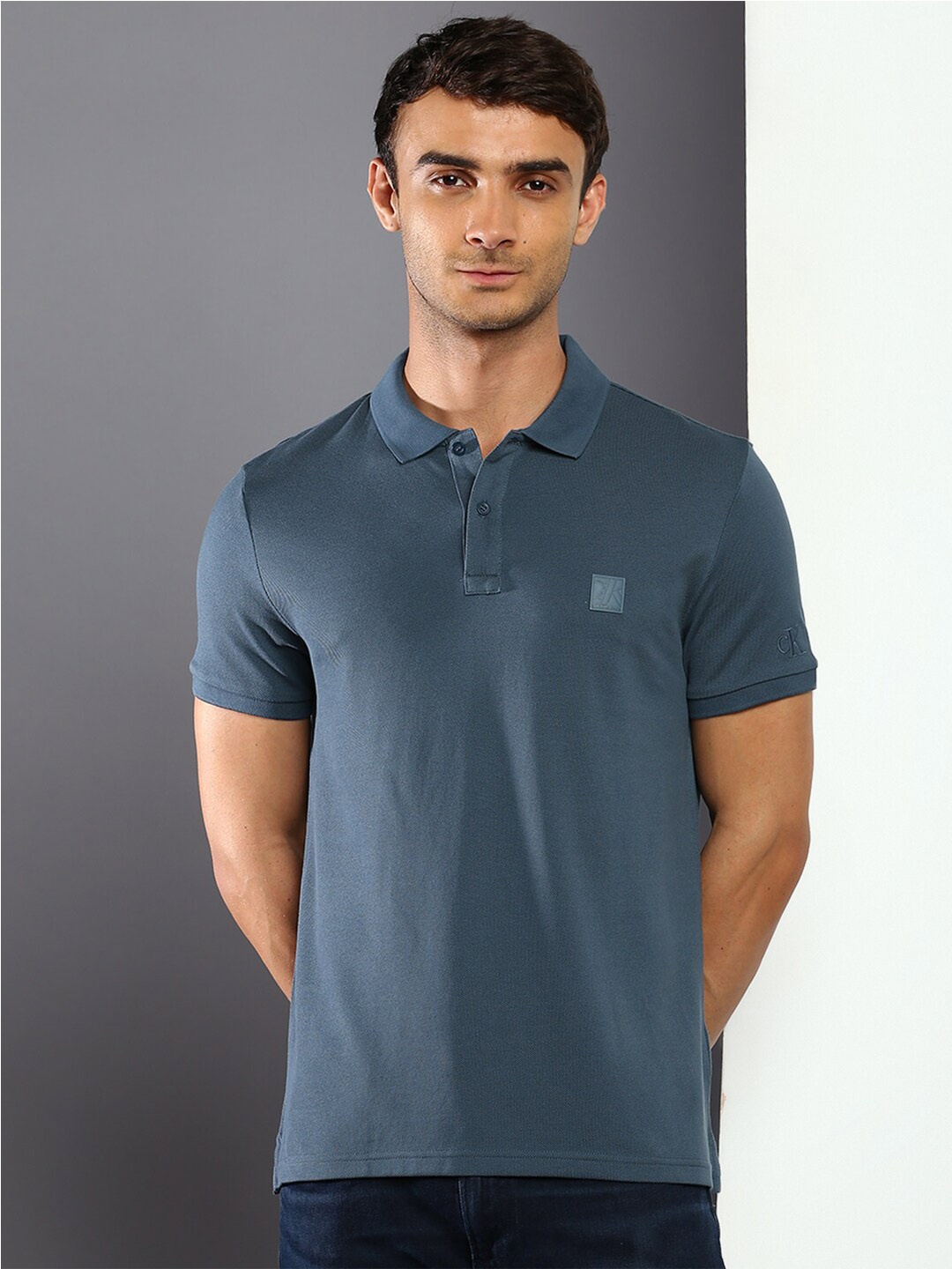 

Calvin Klein Jeans Men Polo Collar Cotton T-shirt, Teal
