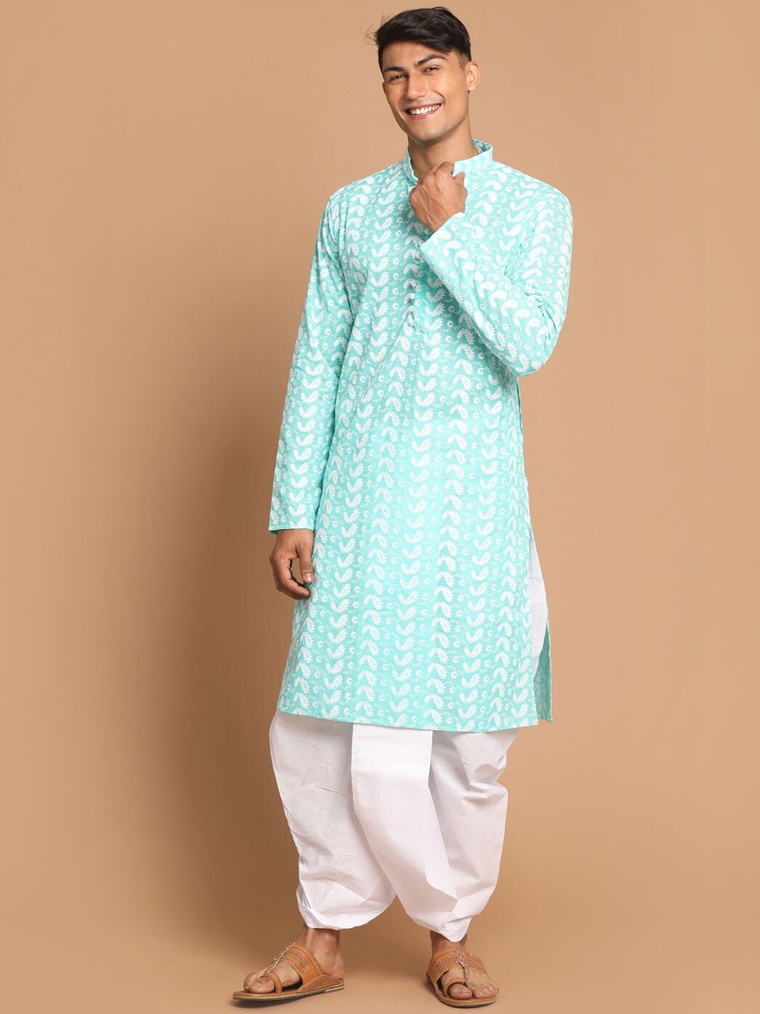 

VASTRAMAY Men Paisley Embroidered Pure Cotton Kurta with Dhoti Pants, Green