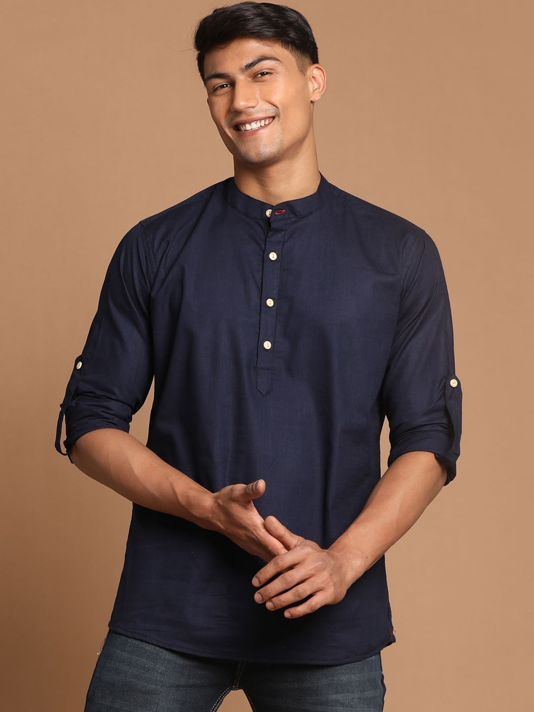 

VASTRAMAY Men Band Collar Roll-Up Sleeves Kurta, Navy blue