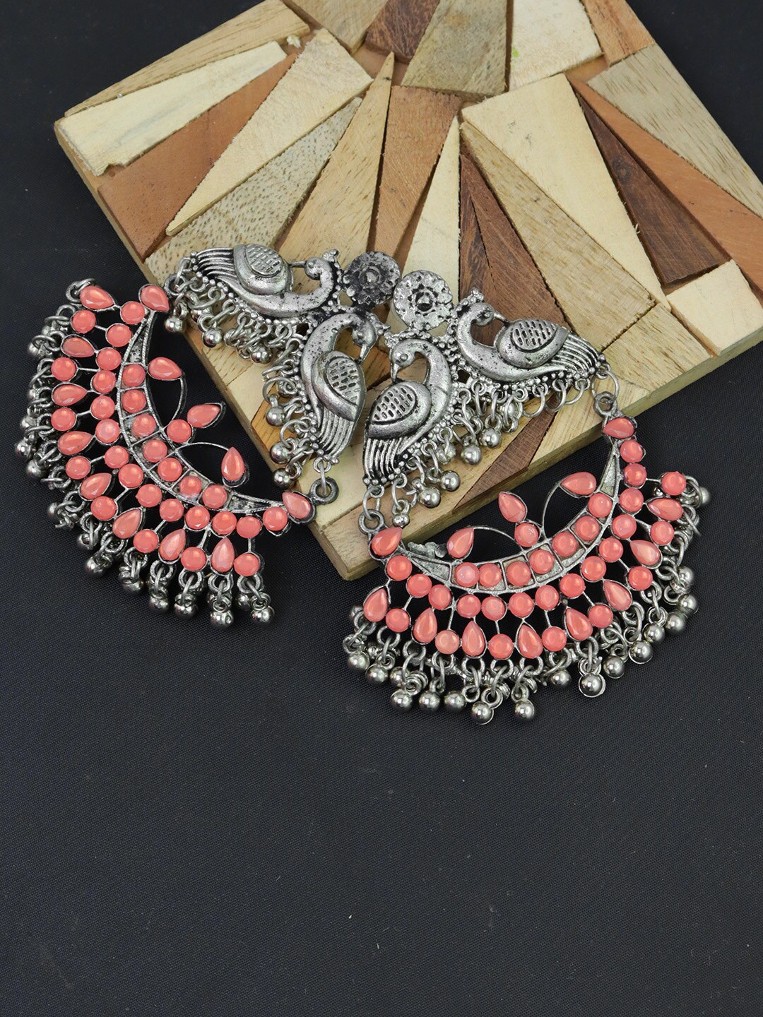 

VAGHBHATT Peach-Coloured Peacock Shaped Drop Earrings