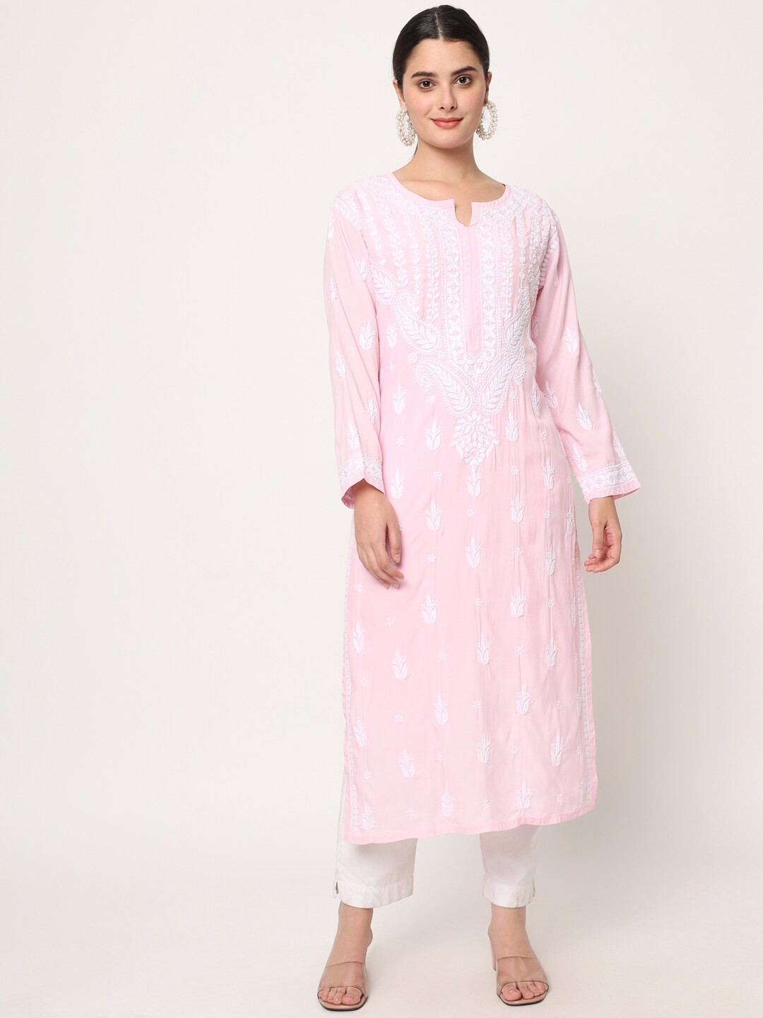 

PARAMOUNT CHIKAN Women Ethnic Motifs Embroidered Chikankari Kurta with Trousers, Pink