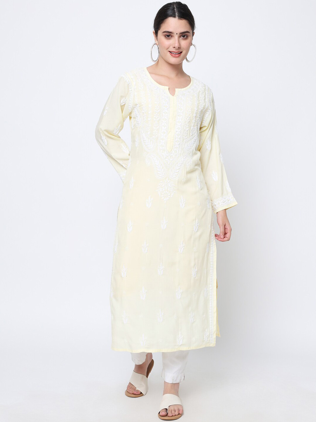 

PARAMOUNT CHIKAN Women Ethnic Motifs Embroidered Chikankari Kurta with Trousers, Yellow