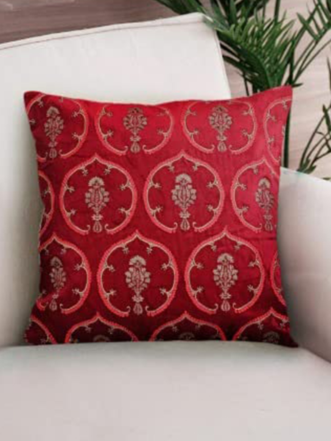 

NISRAG HOME Red Ethnic Motifs Printed Square Cushion Cover