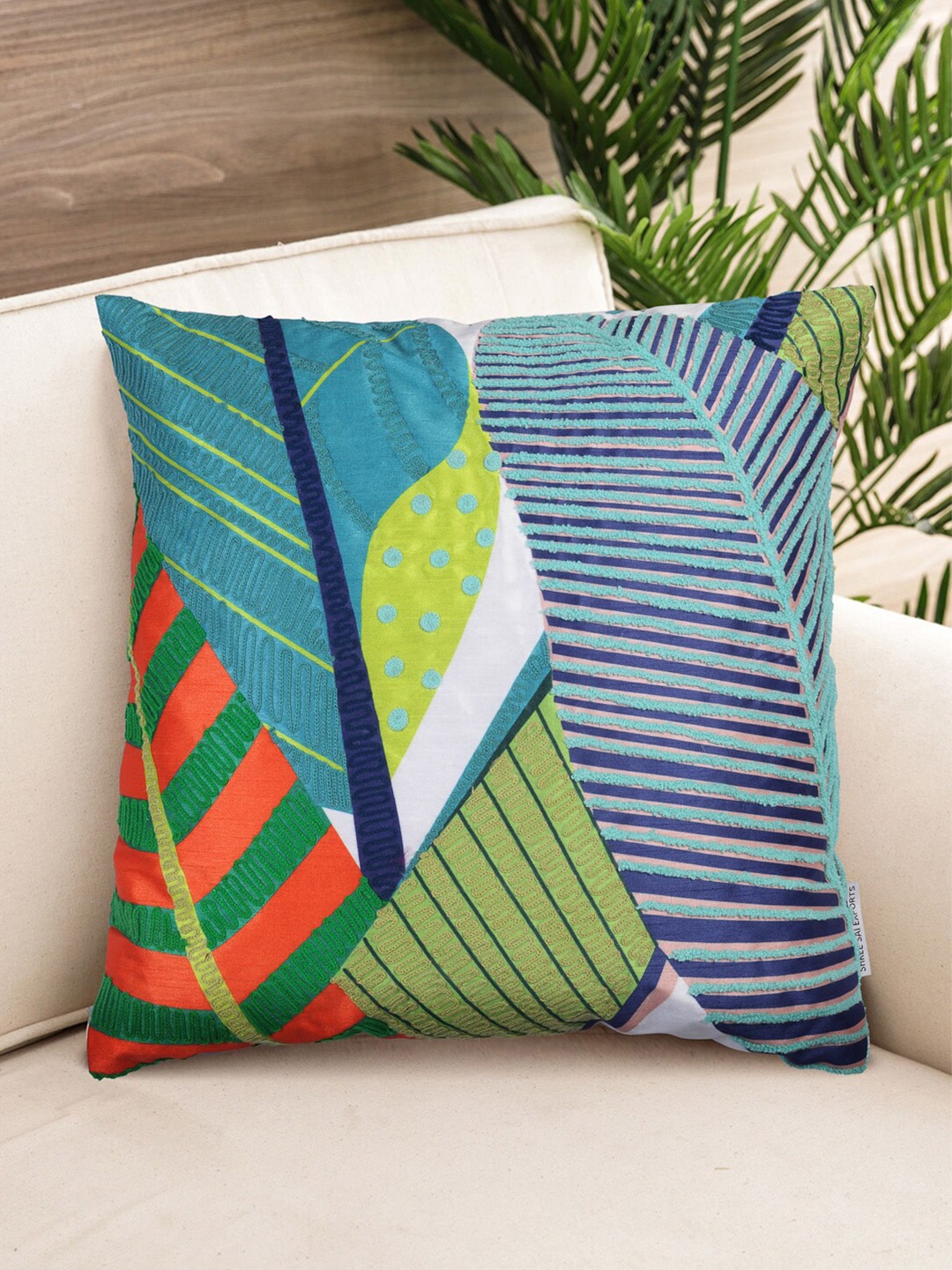 

NISRAG HOME Blue & Green Geometric Embroidered Square Cushion Cover