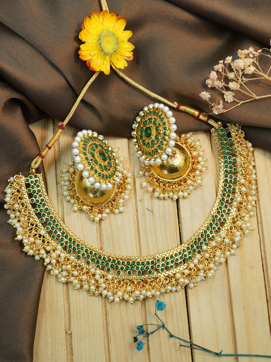 

GRIIHAM Gold-Plated CZ Studded & Pearls Beaded Jewellery Set