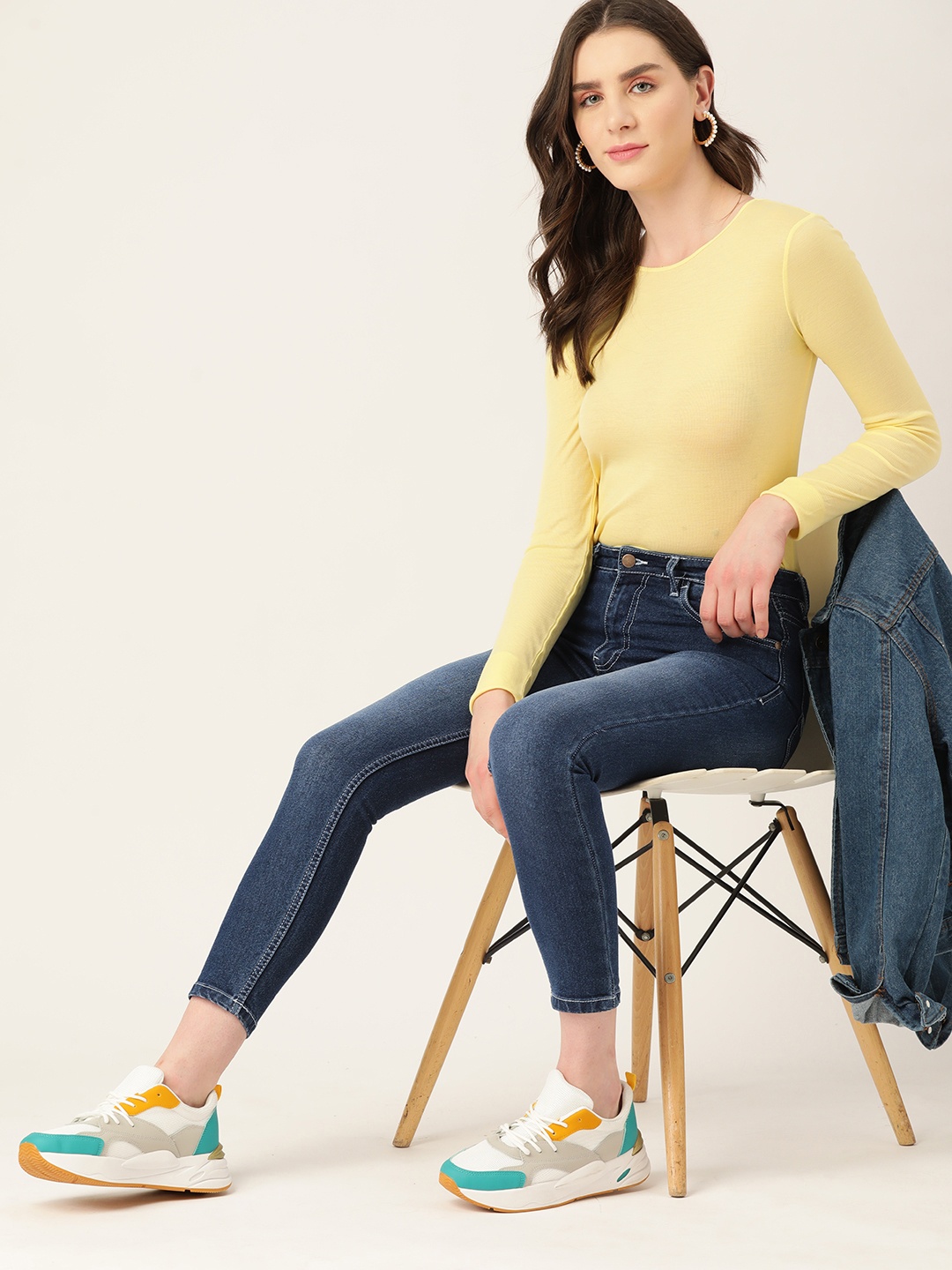 

DressBerry Women Skinny Fit High-Rise Light Fade Jeans, Blue