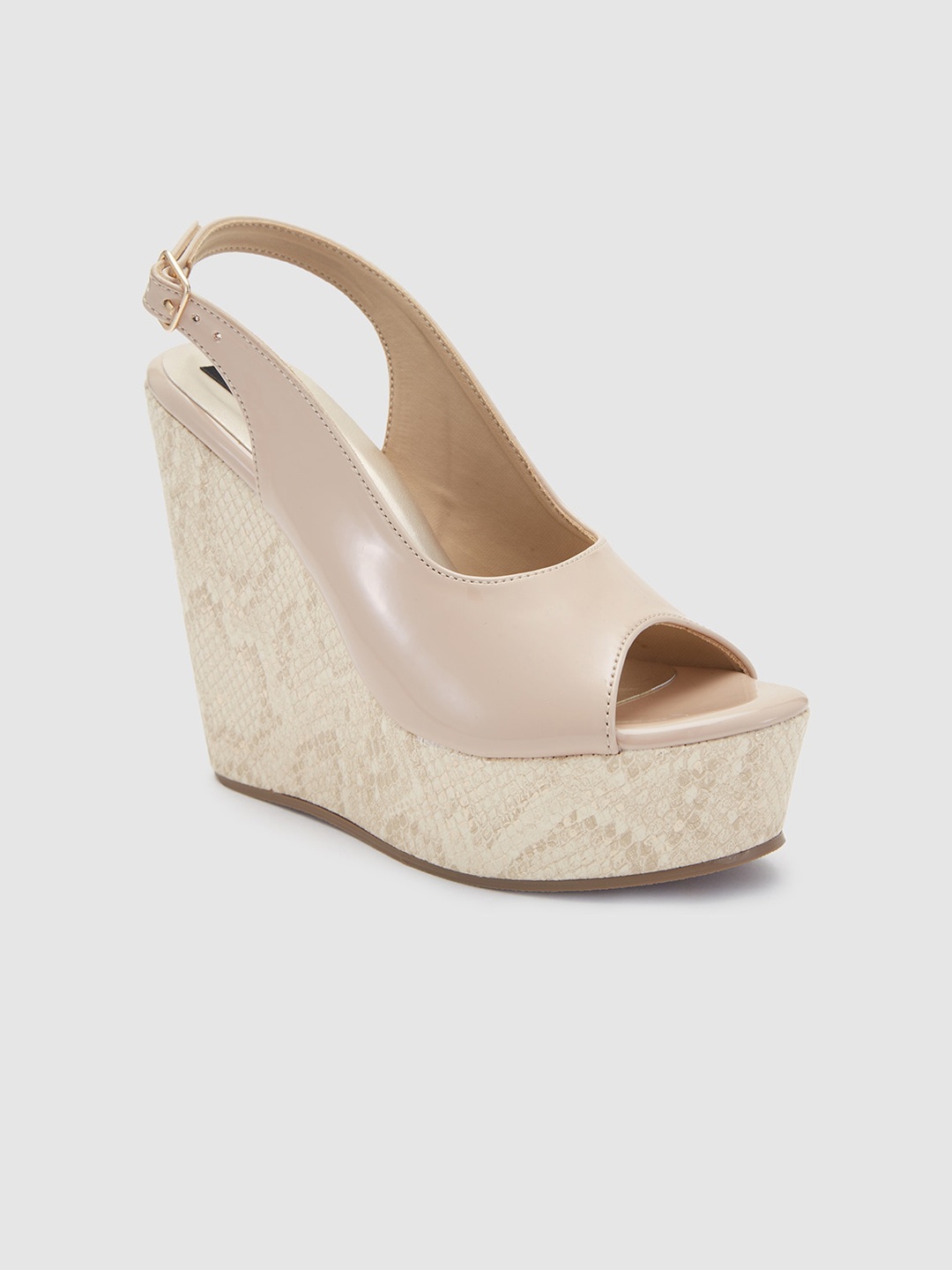 

Sole To Soul Peep Toes Wedge Heels, Beige