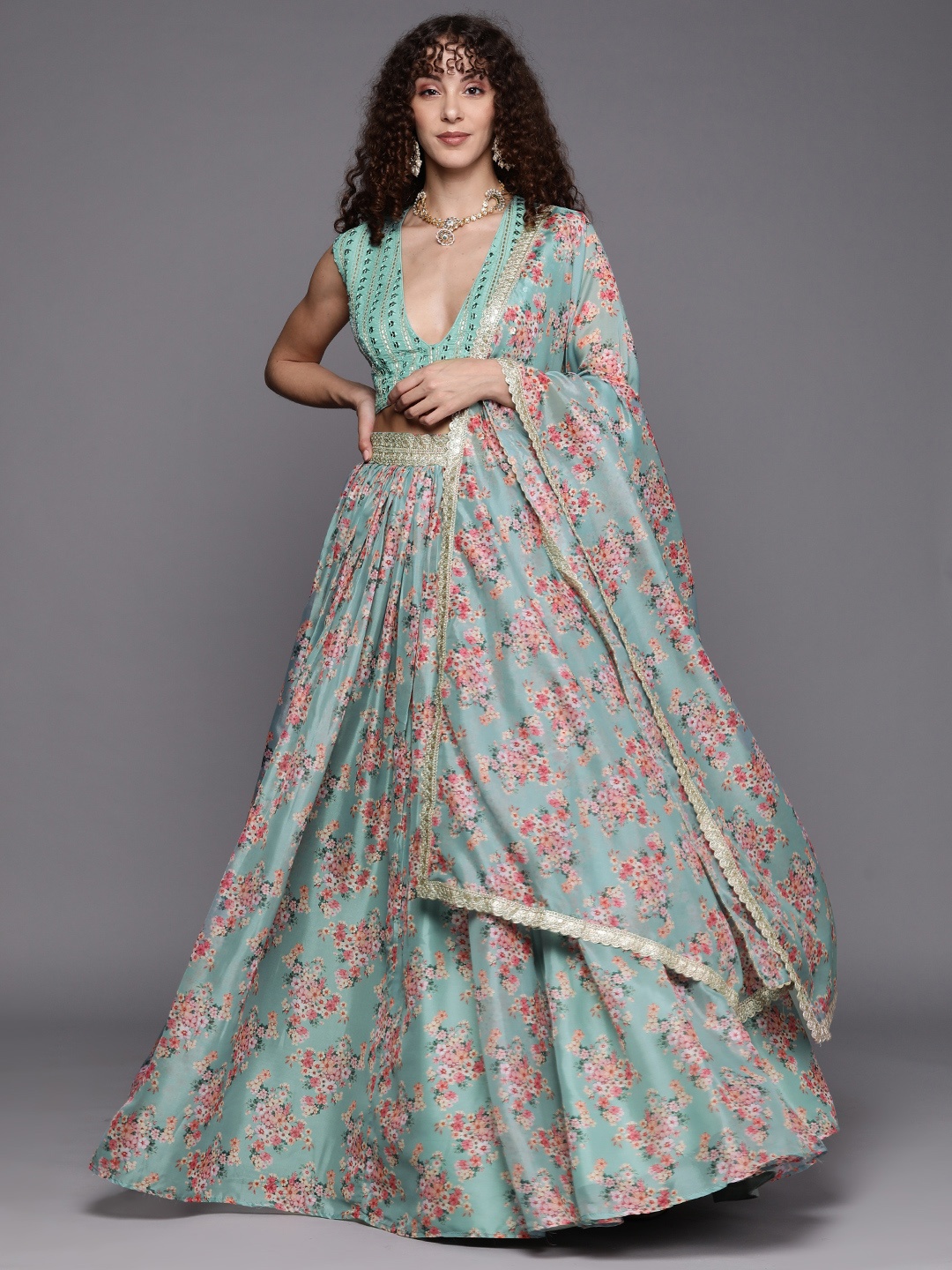 

Inddus Embroidered Sequinned Unstitched Lehenga & Blouse With Dupatta, Green