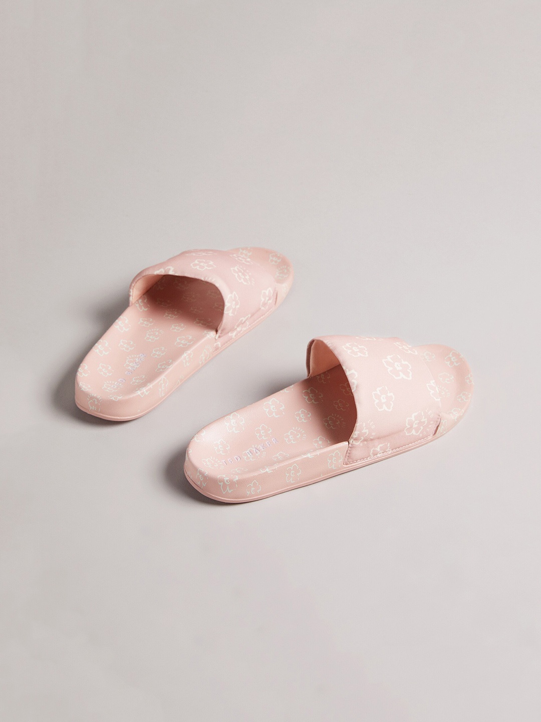 

Ted Baker Women Printed Sliders, Pink