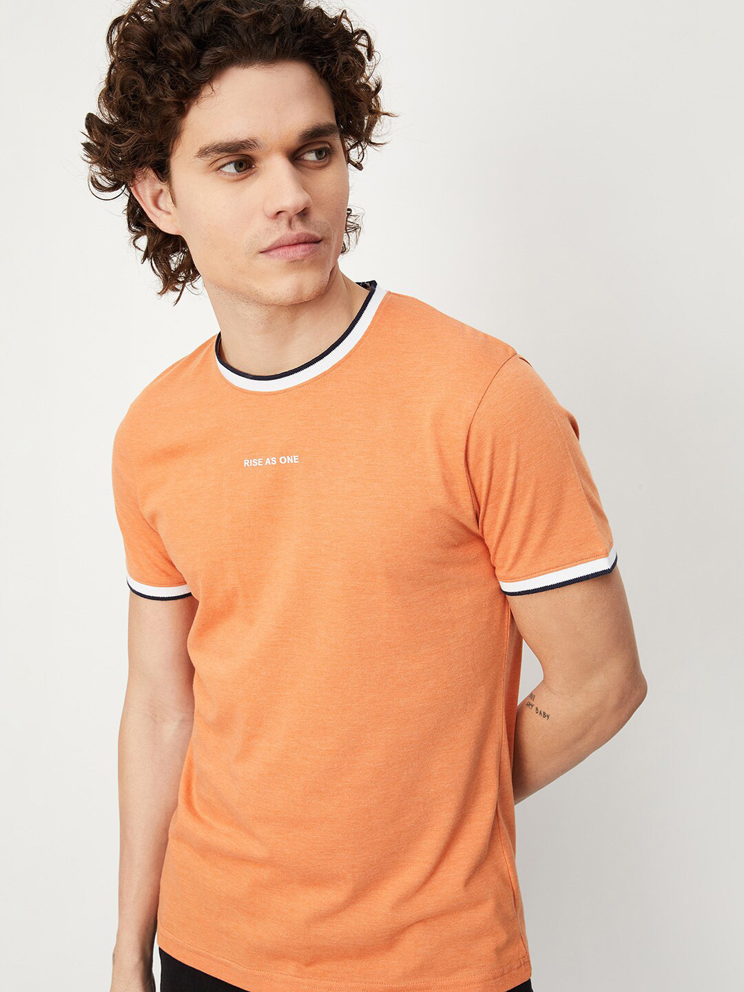 

max Men Round Neck Cotton T-shirt, Orange