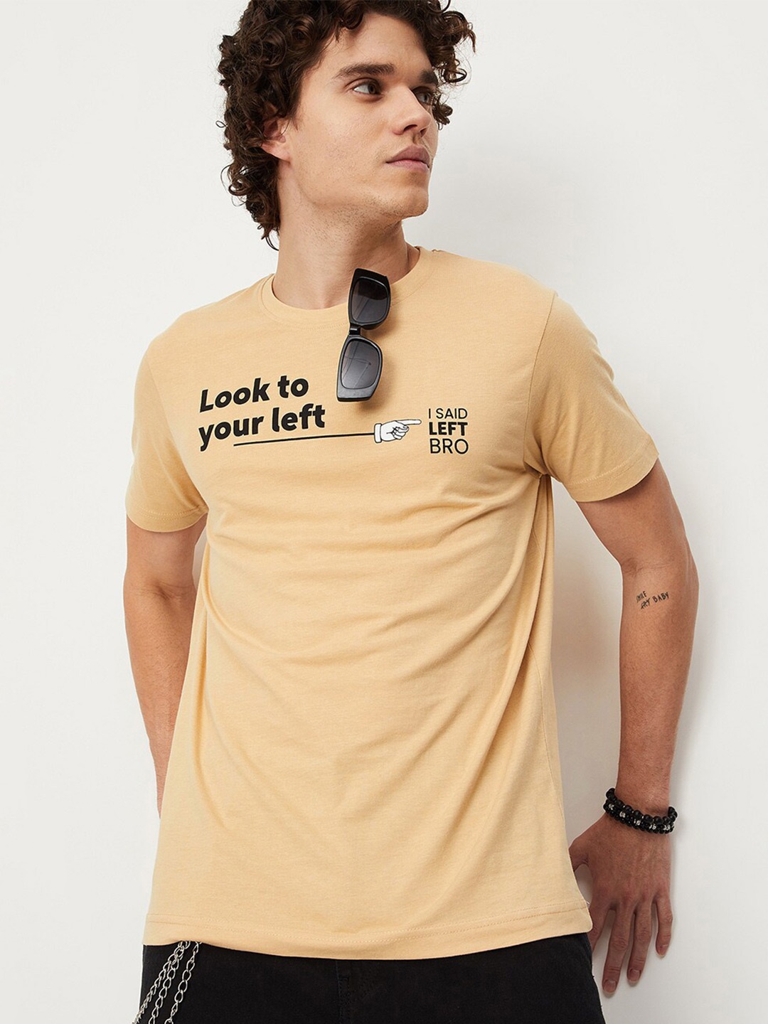 max Men Typography Printed Pure Cotton T-shirt, Brown