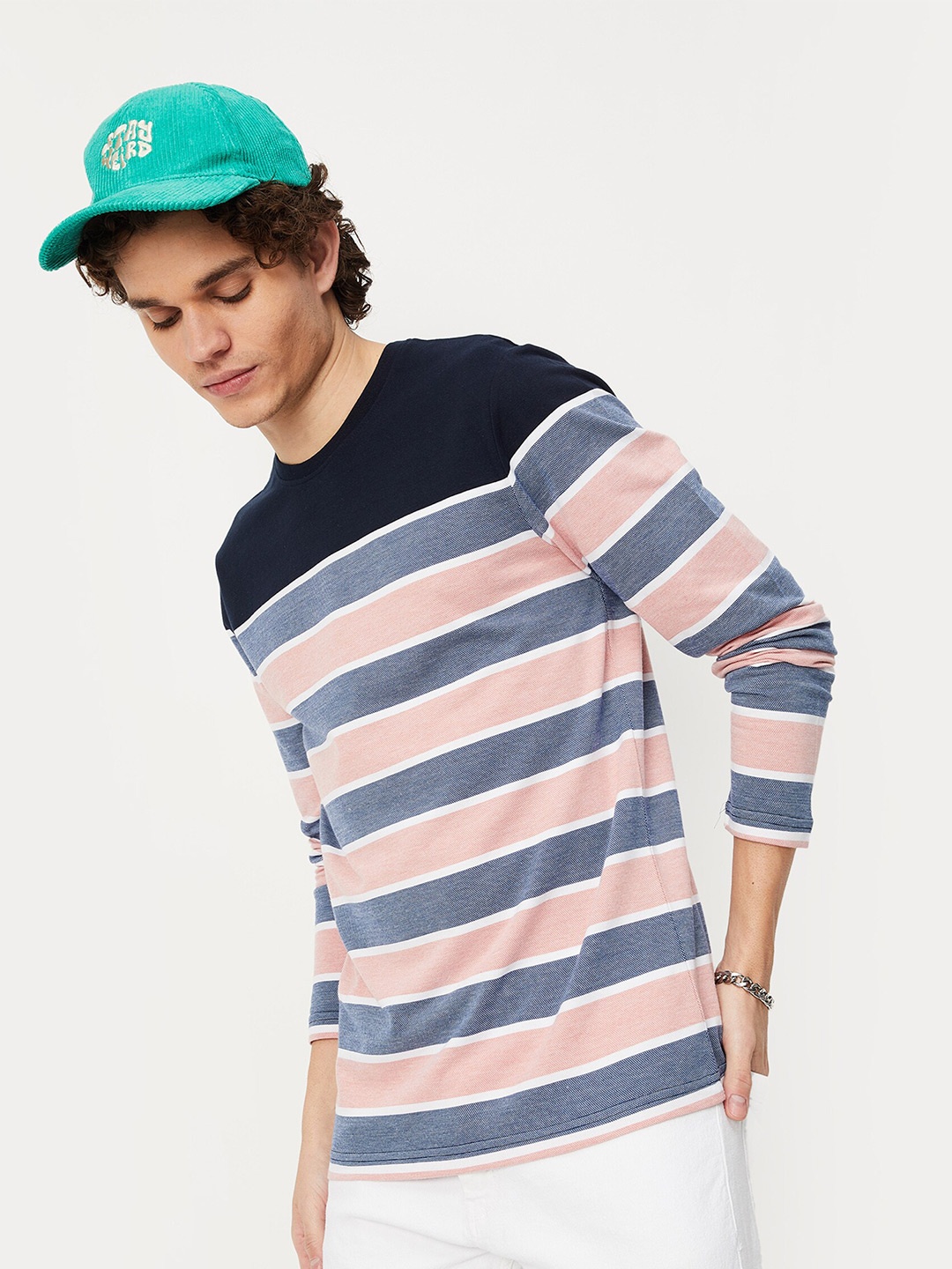 

max Men Striped Round Neck T-shirt, Blue