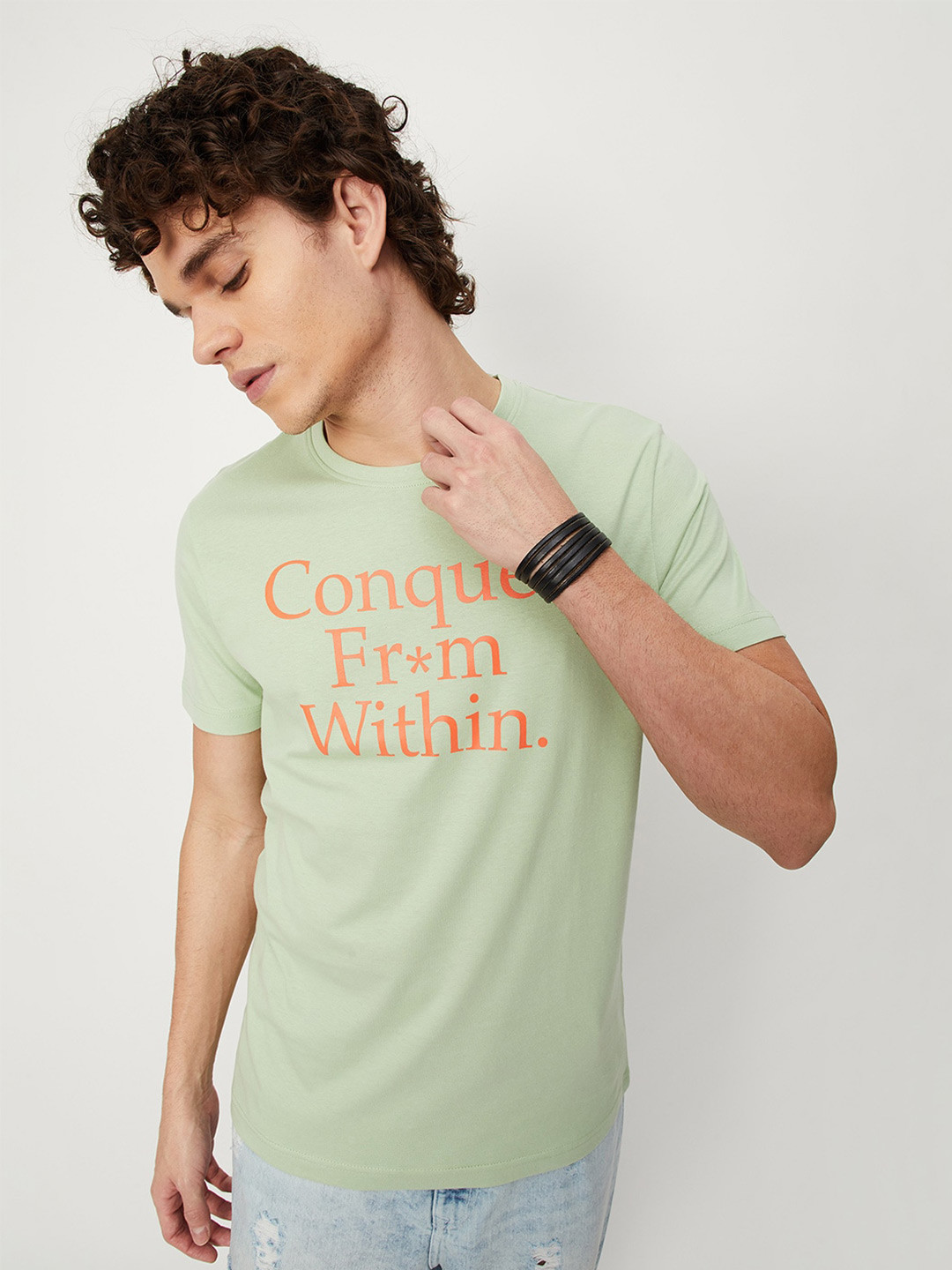 

max Men Typography Printed Cotton T-shirt, Olive