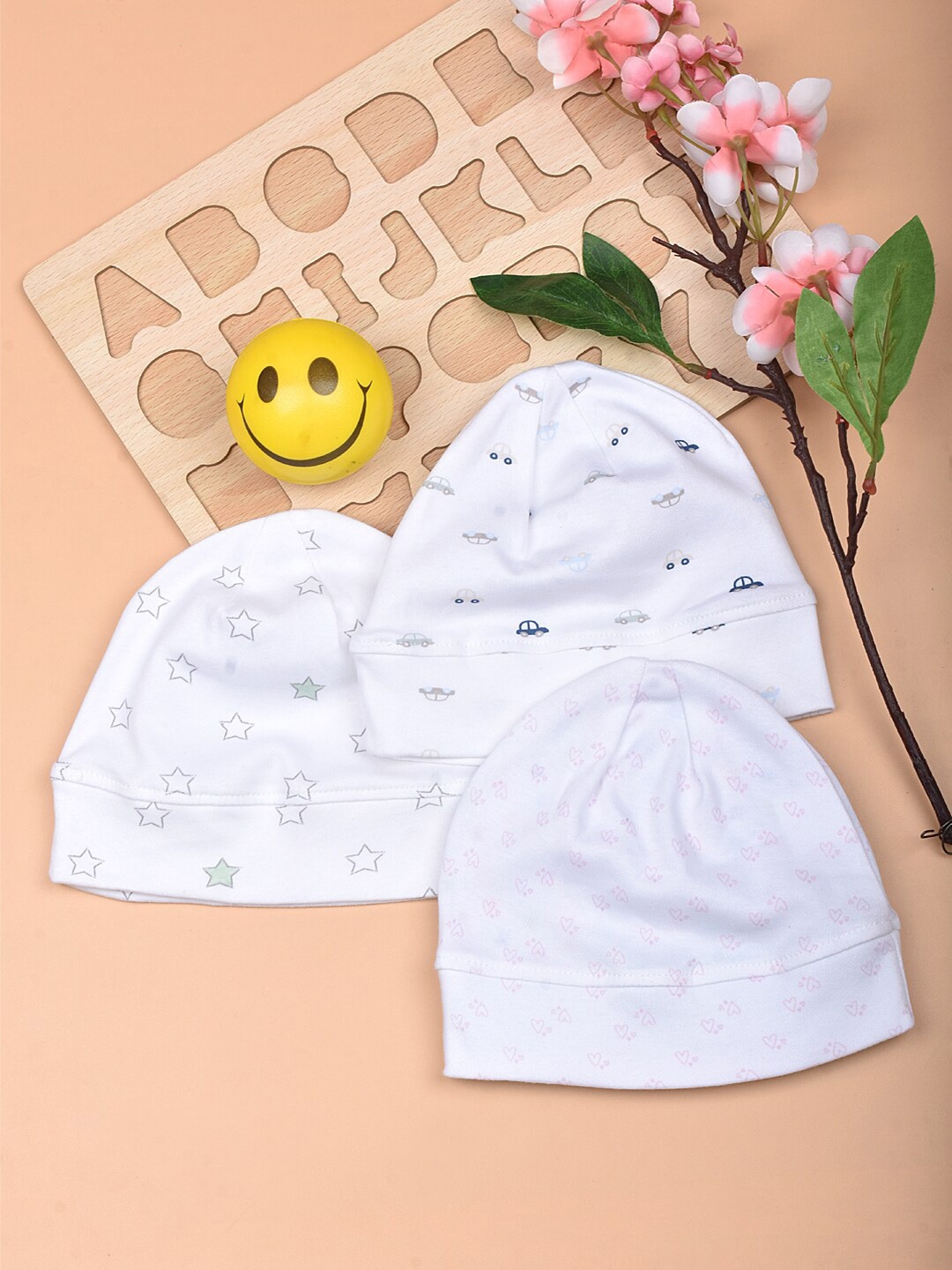

Moms Home Infants Kids Pack of 3 Printed Organic Cotton Beanie, White