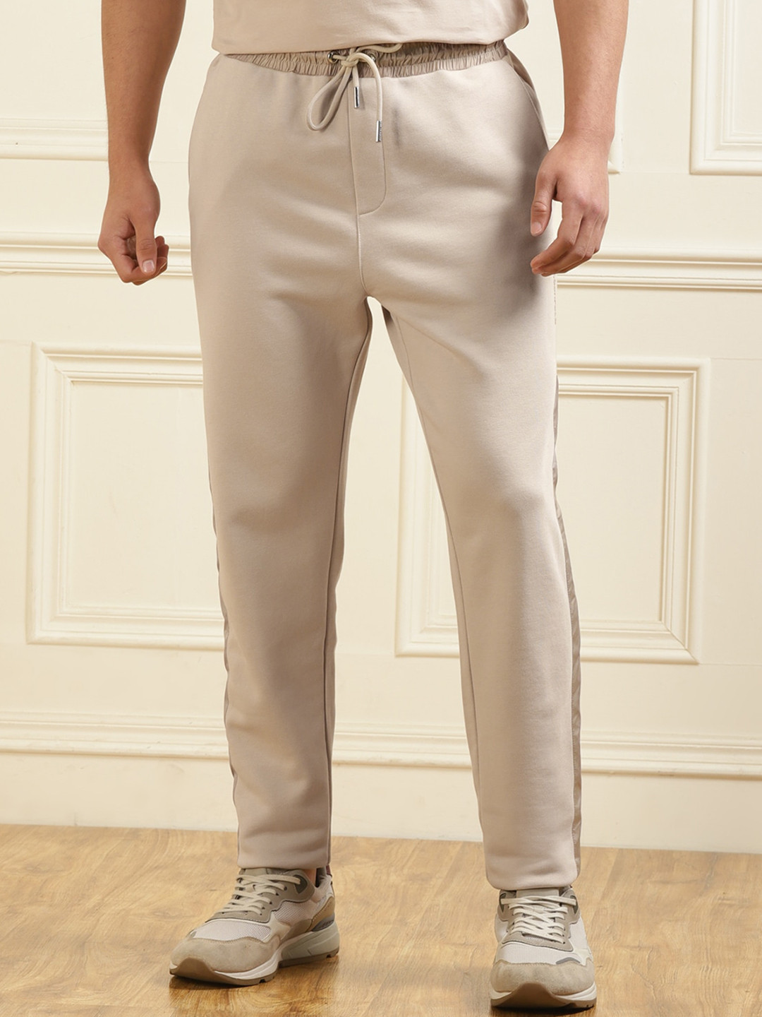 

Karl Lagerfeld Men Side-Trims Cotton Track Pant, Beige