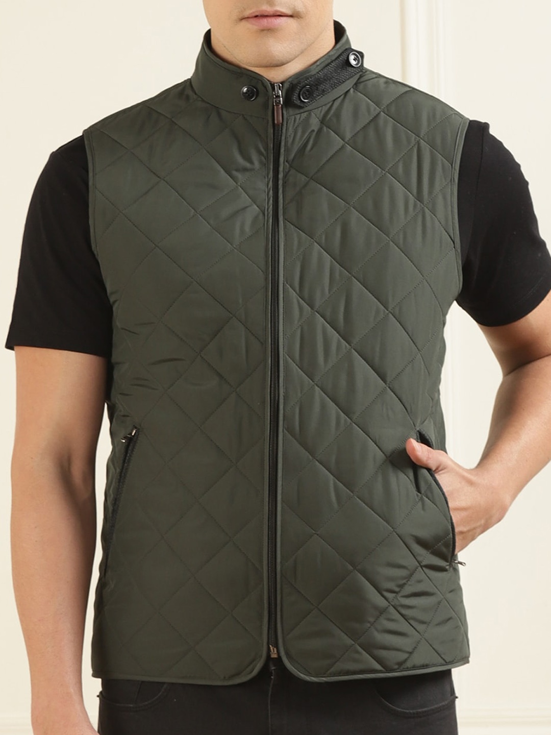 

HACKETT LONDON Men Mock Collar Sleeveless Quilted Jacket, Olive