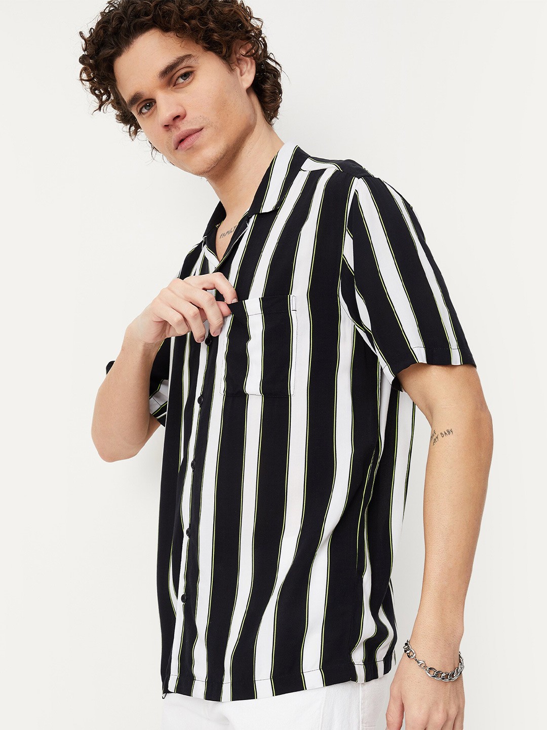 

max Men Striped Casual Shirt, Black
