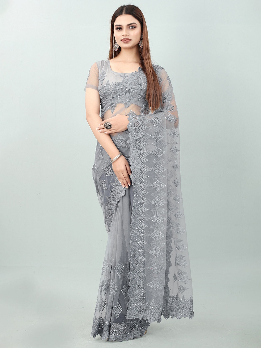 

JSItaliya Floral Embroidered Sequinned Net Saree, Grey
