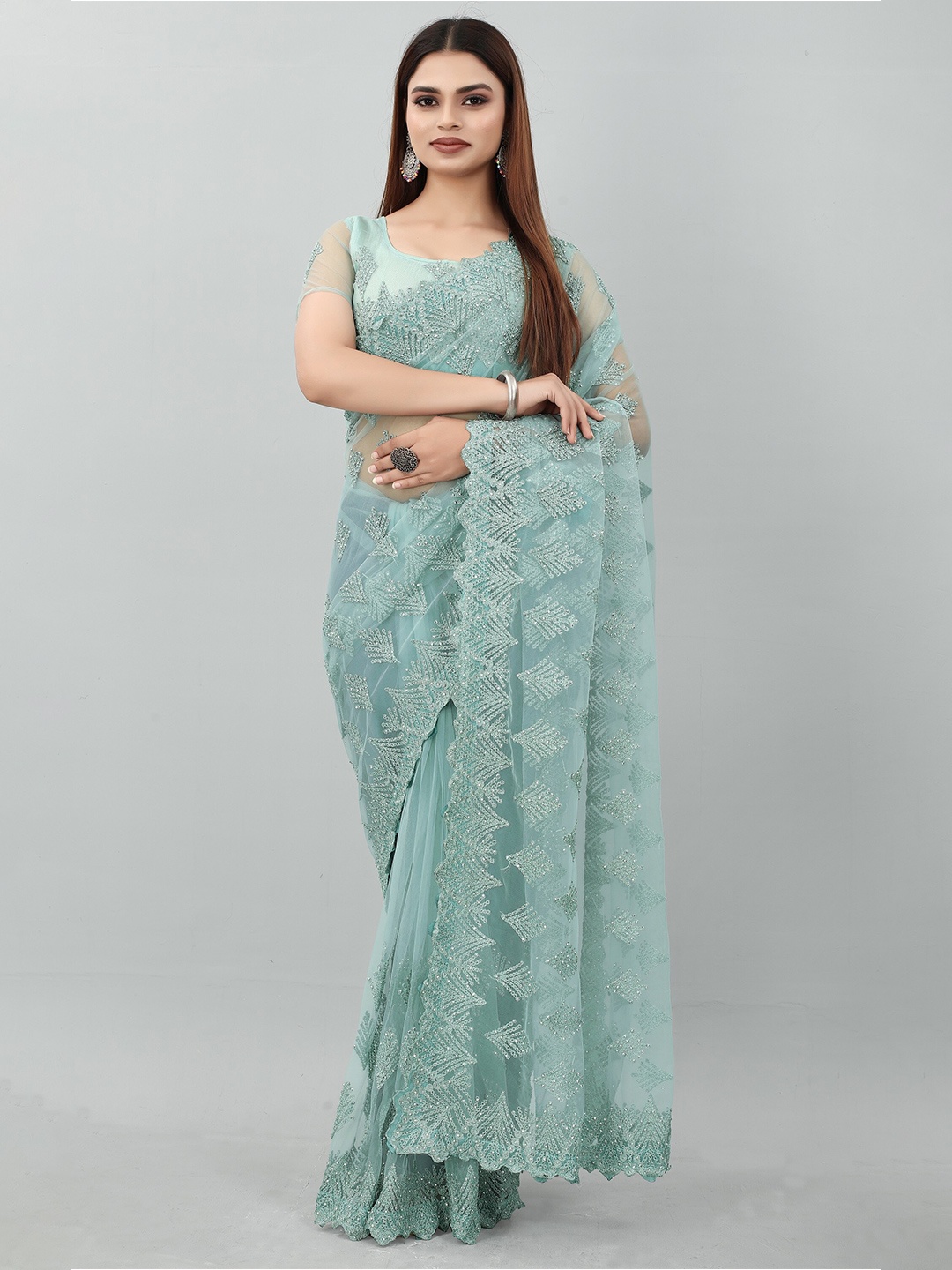 

JSItaliya Floral Embroidered Net Saree, Green