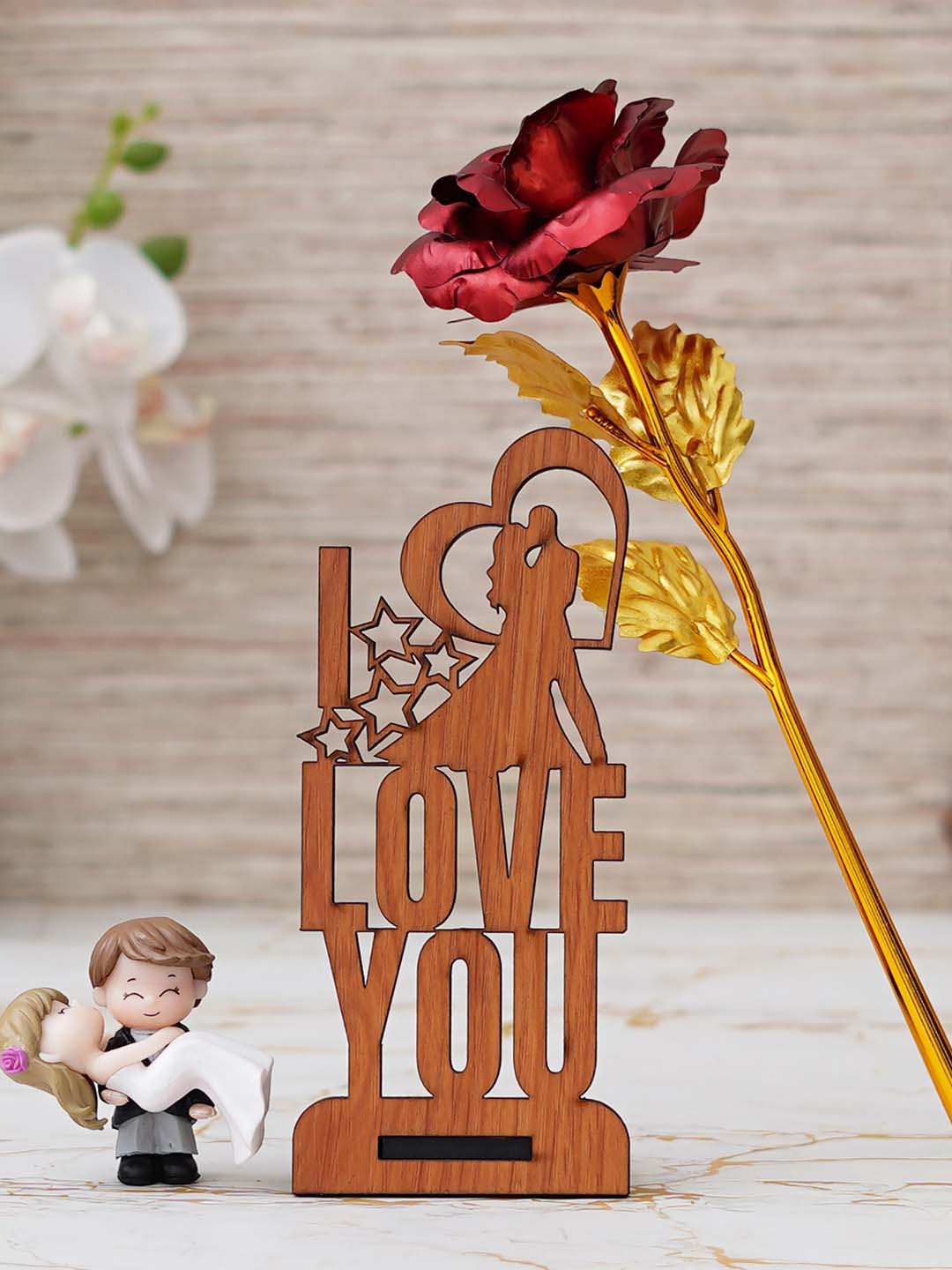 

eCraftIndia Red & Brown 3 Pcs Valentine's Day Gift Set