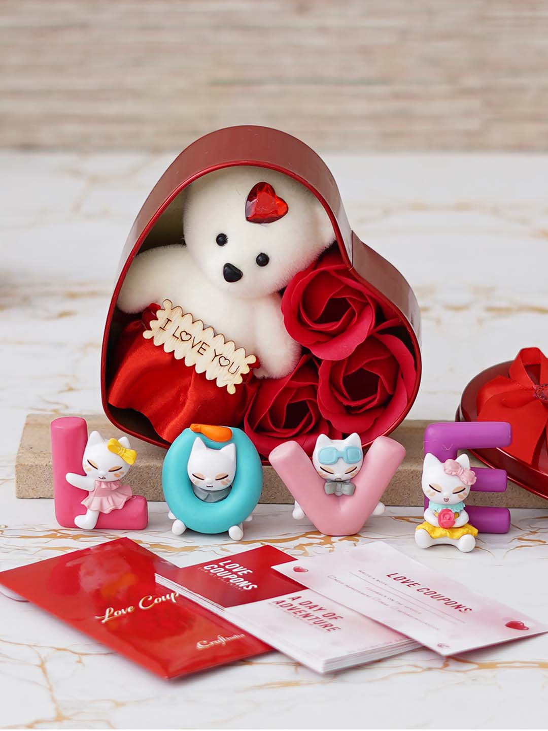 

eCraftIndia Red & White 3 Pieces Valentine Gift Set