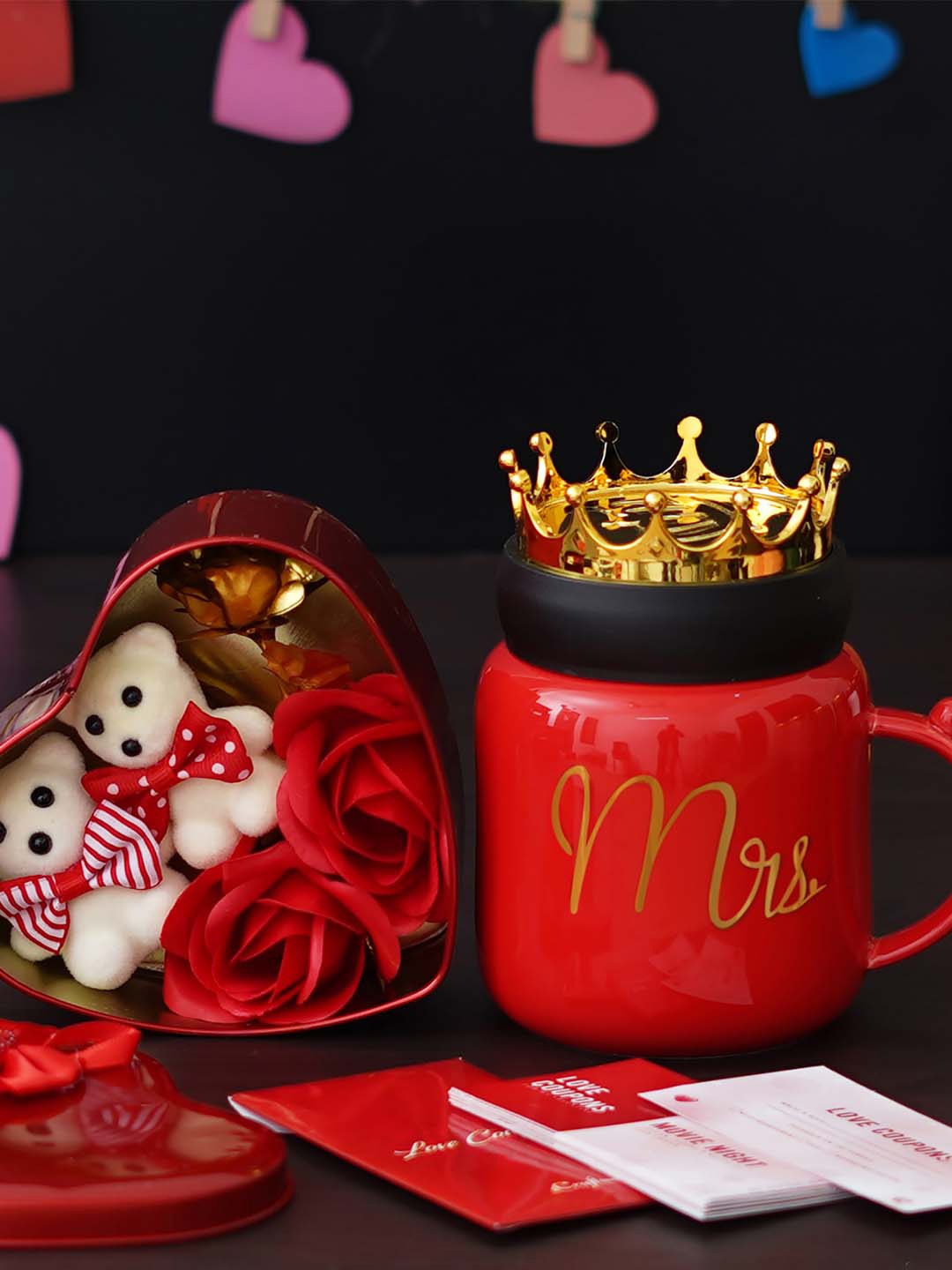 

eCraftIndia Red & White 12 Pcs Valentines Gift Set