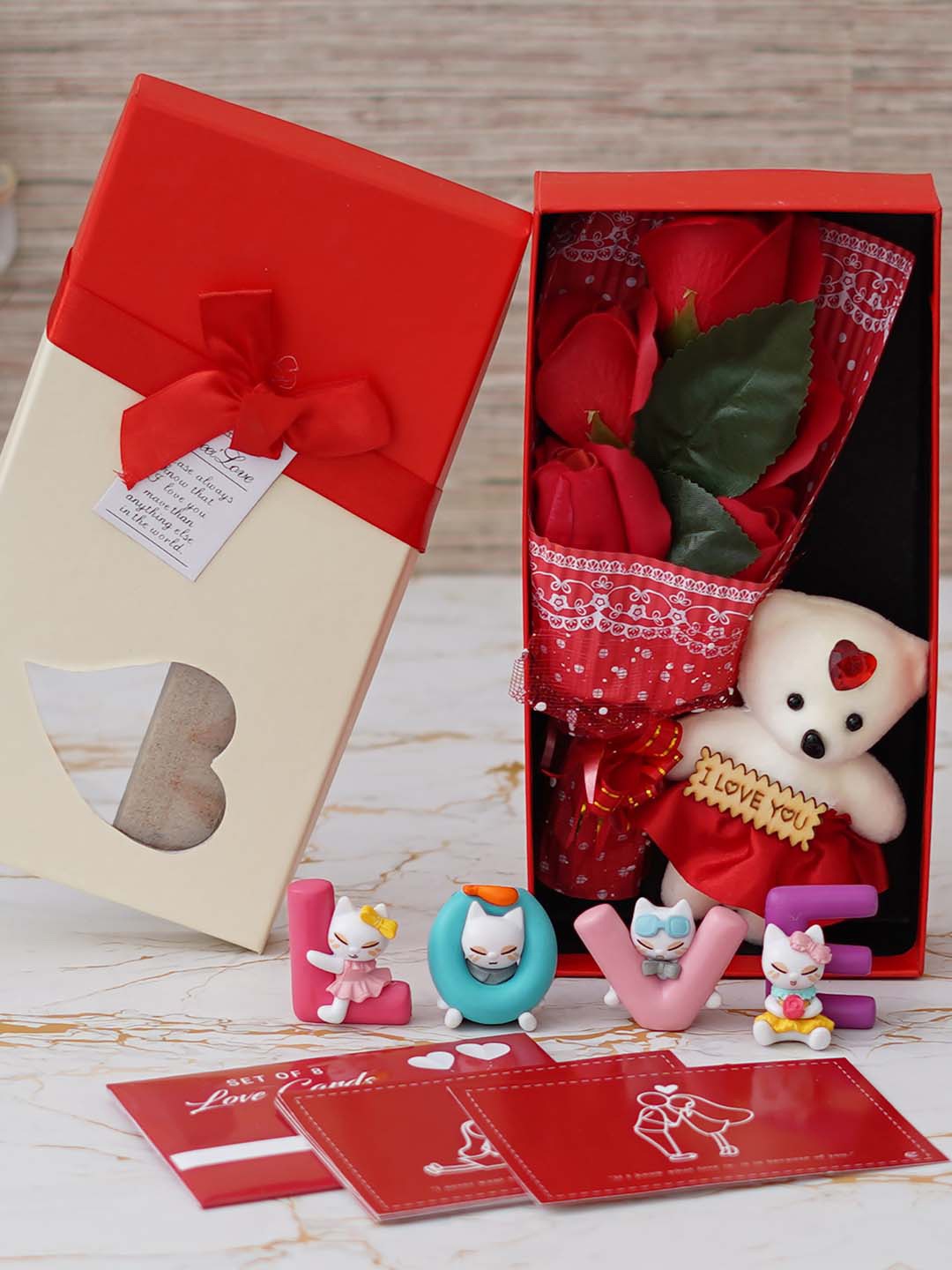 

eCraftIndia Red & White 3 Pcs Valentine's Day Gift Set
