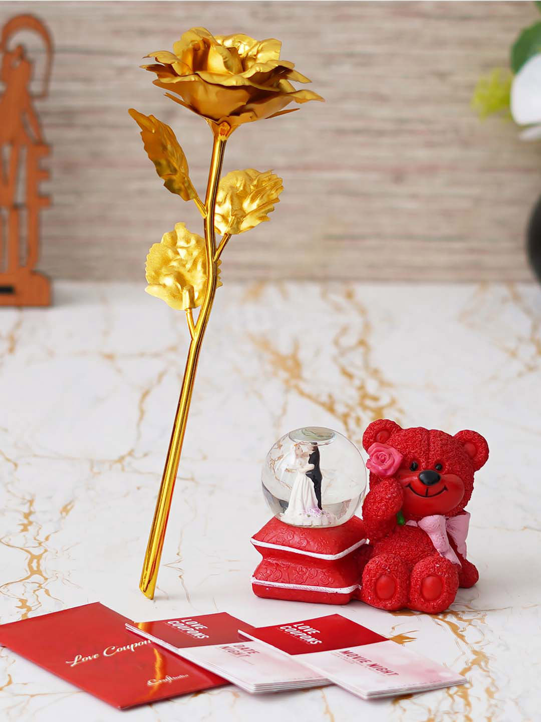 

eCraftIndia Red & Green 3 Pieces Valentine Gift Set