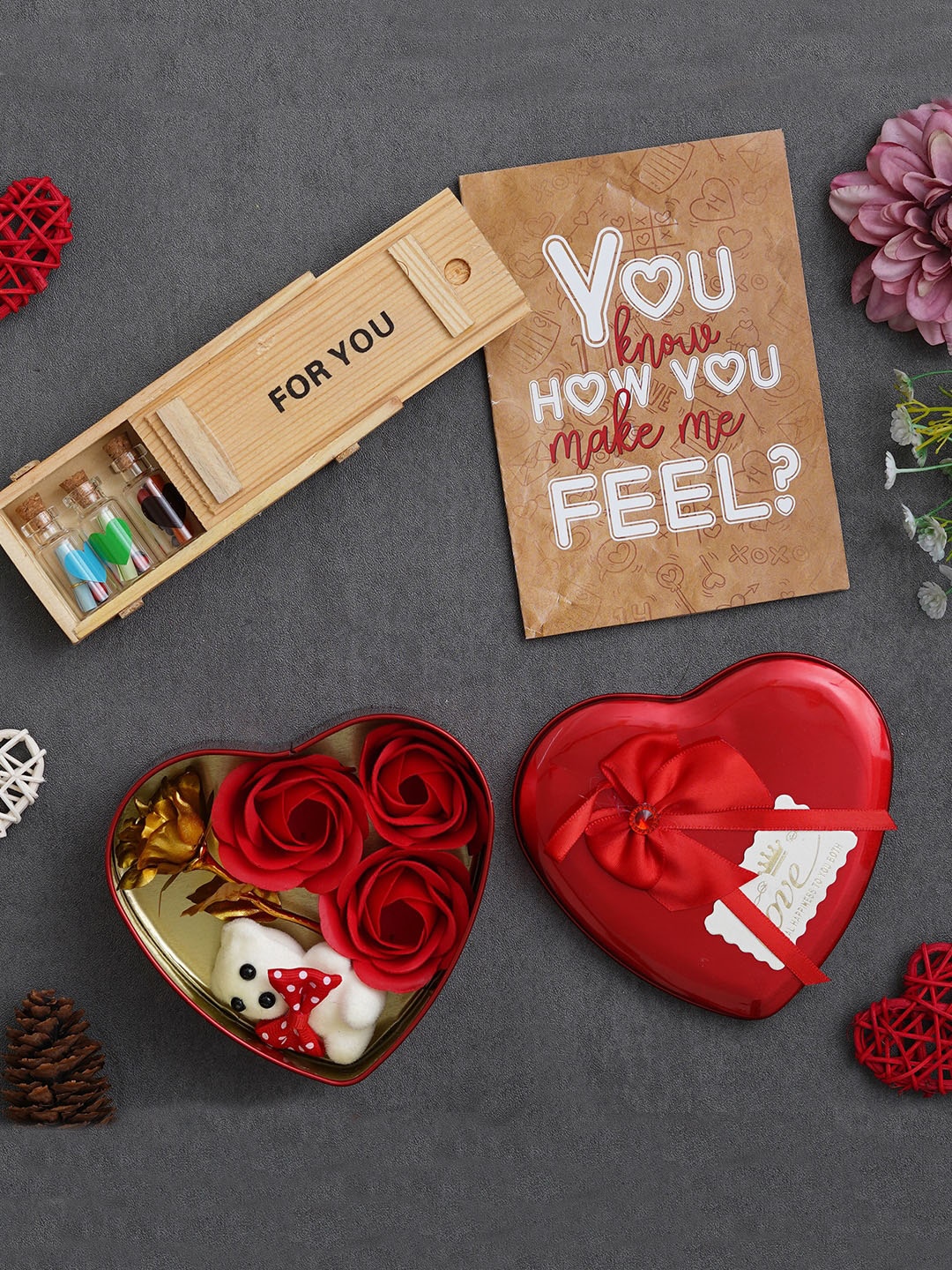 

eCraftIndia Red & Brown 3 Pcs Valentine's Day Gift Set