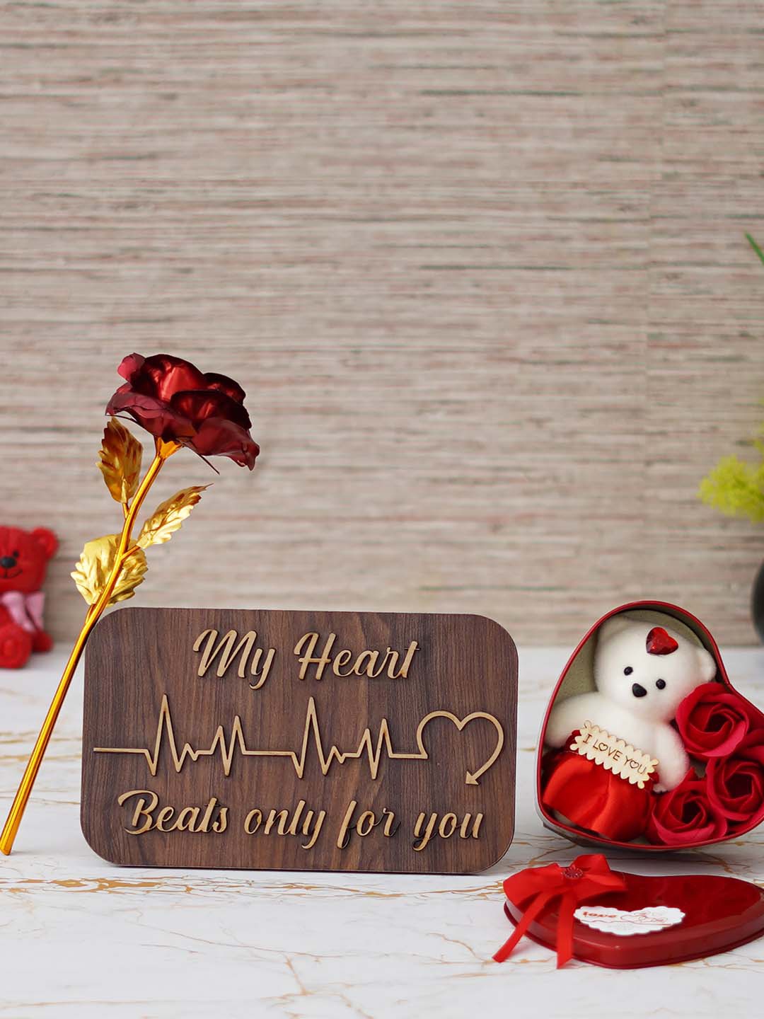 

eCraftIndia Red Rose My Heart Beats for You Showpiece & Heart Box Set