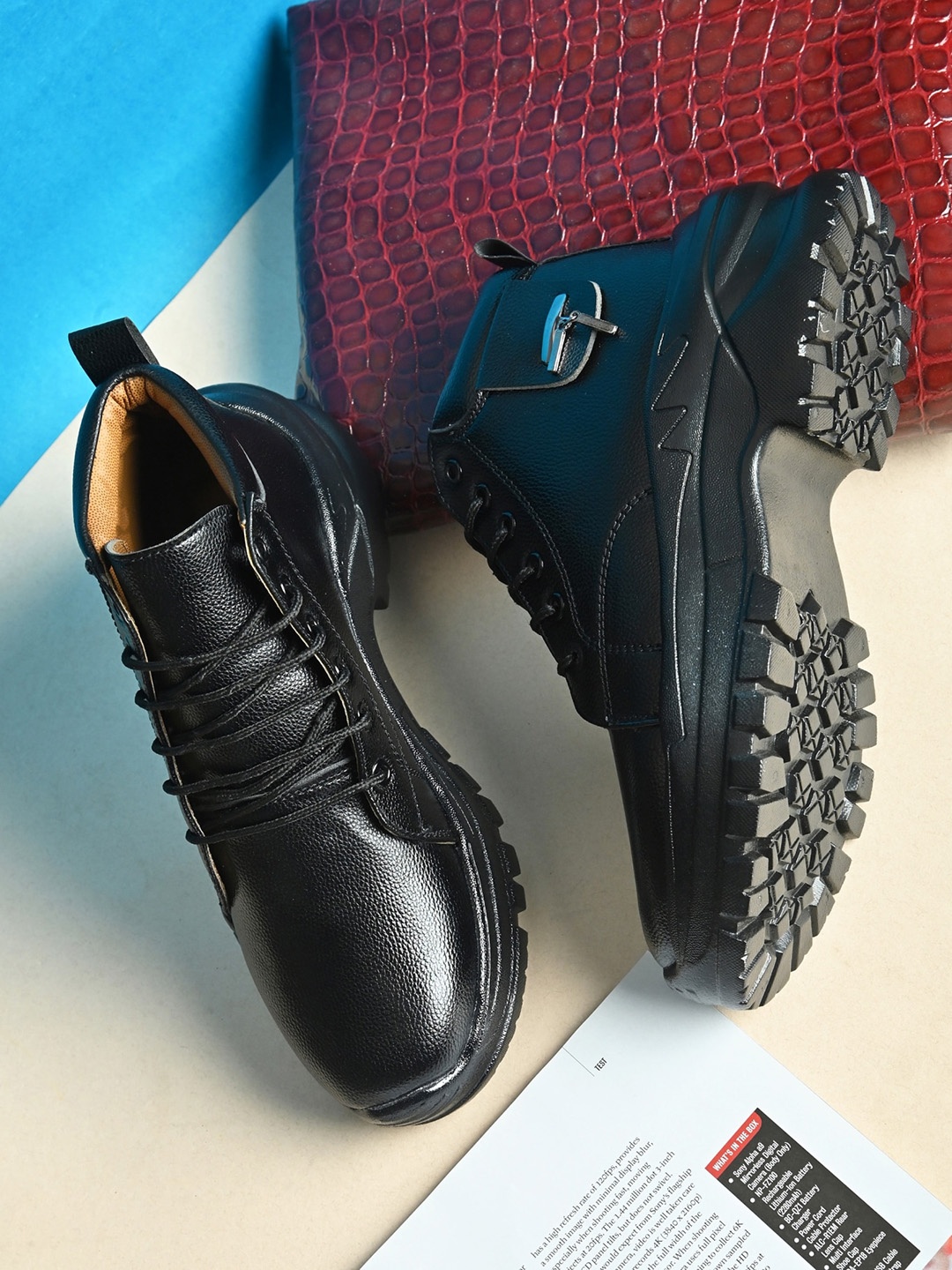 

Fashion Victim Women Textured Lace-Up Regular Boots, Black