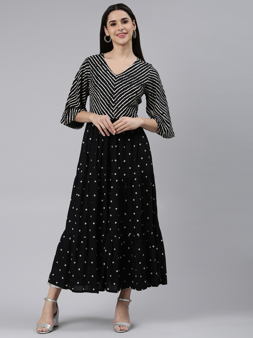 

The Chennai Silks Women Leheriya & Bandhani Printed Pure Cotton Anarkali Kurta, Black